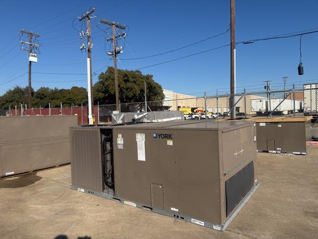 20 Ton Two Stage Horizontal Packaged Air Conditioning Unit, 208-230/60/3, R-410A, EER: 11 - Image 2