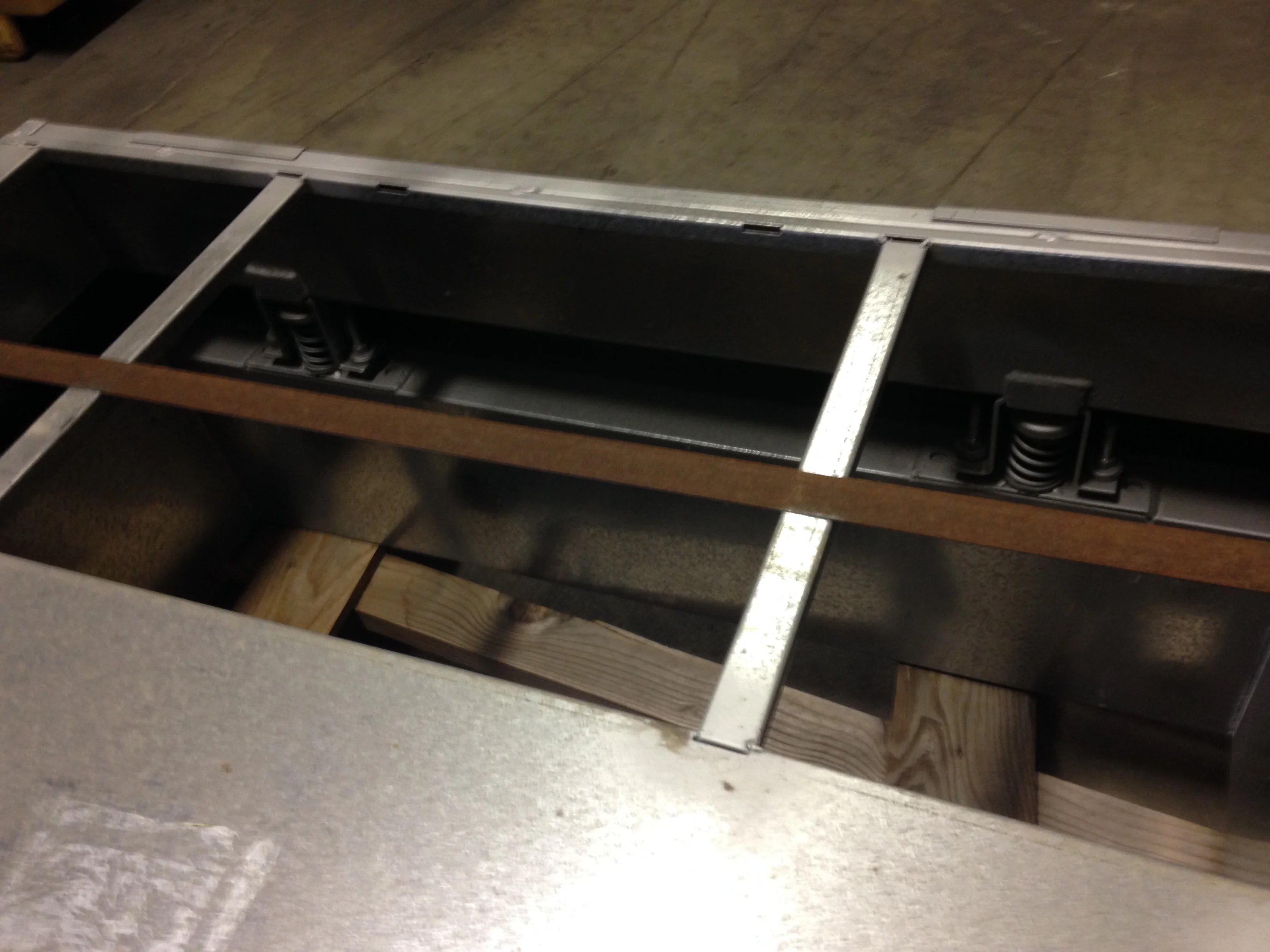 21" Tall Vibration ISO Roof Curb - Image 3