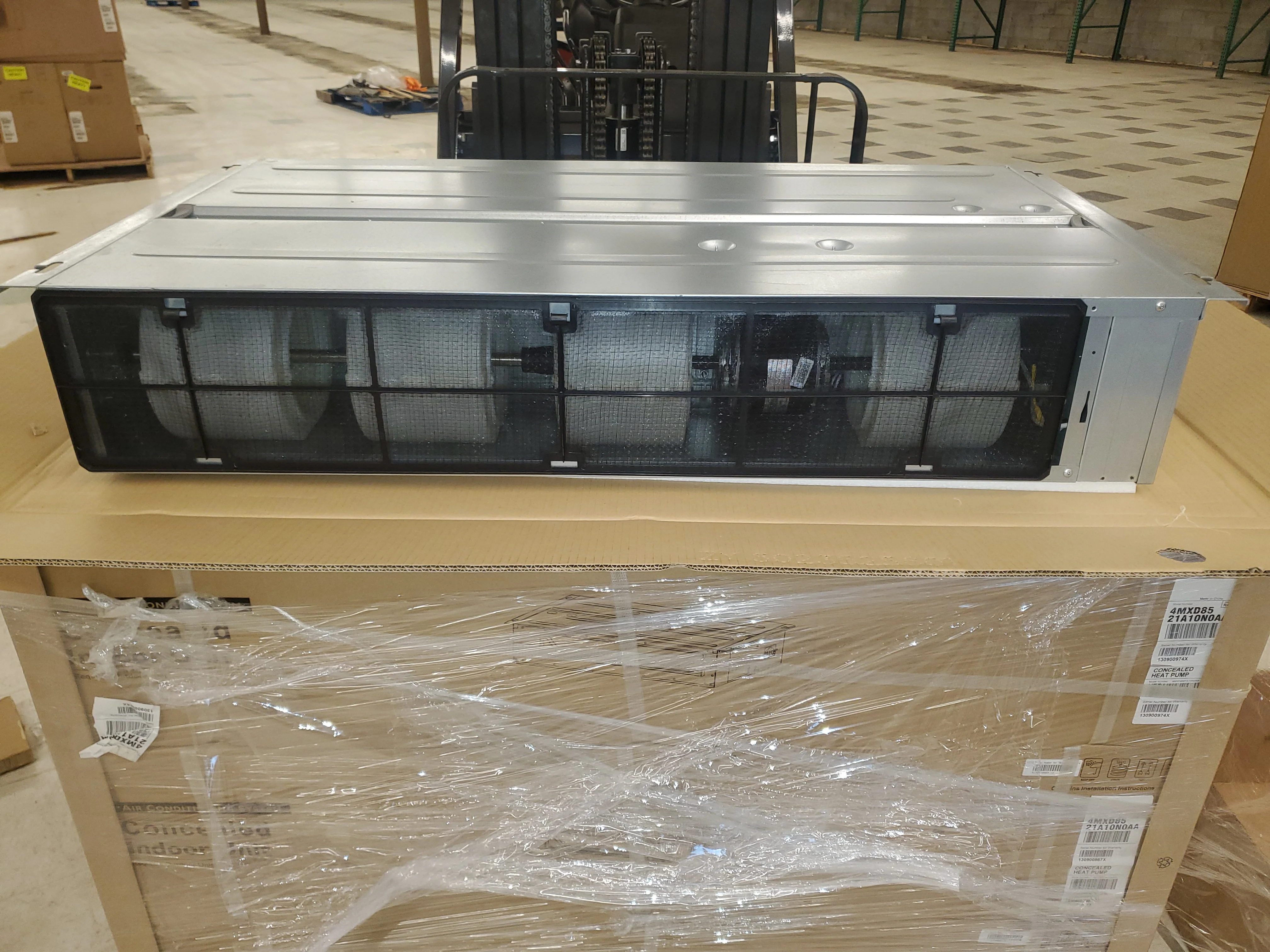 21,000 BTU Multi-Zone Inverter Heat Pump Indoor Mini-Split Unit; 16 SEER, 208-230/60/1, R-410A - Image 2