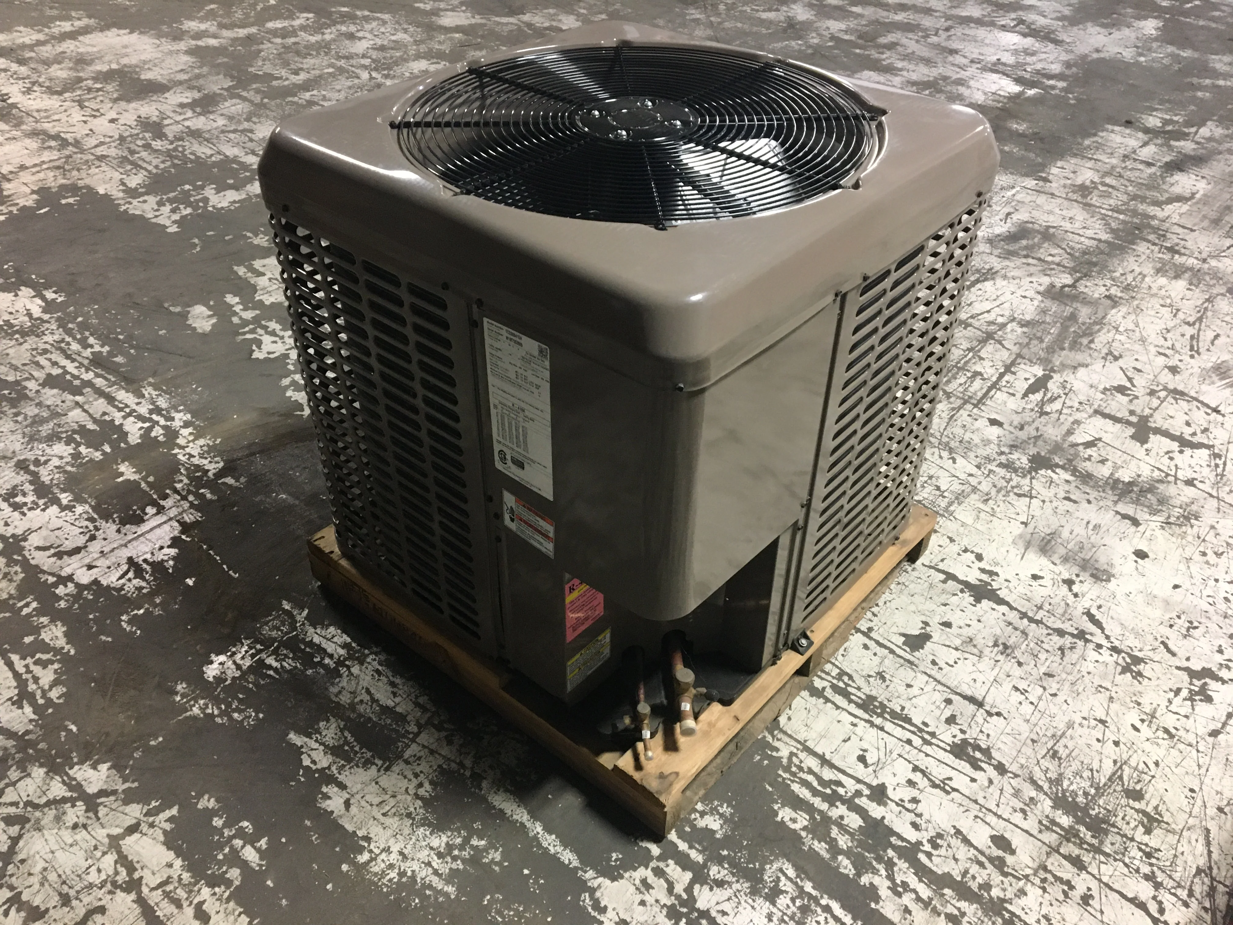 2.5 Ton Split-System Air Conditioner, 13 Seer 460/60/3 R-410A 2850 Cfm - Image 6