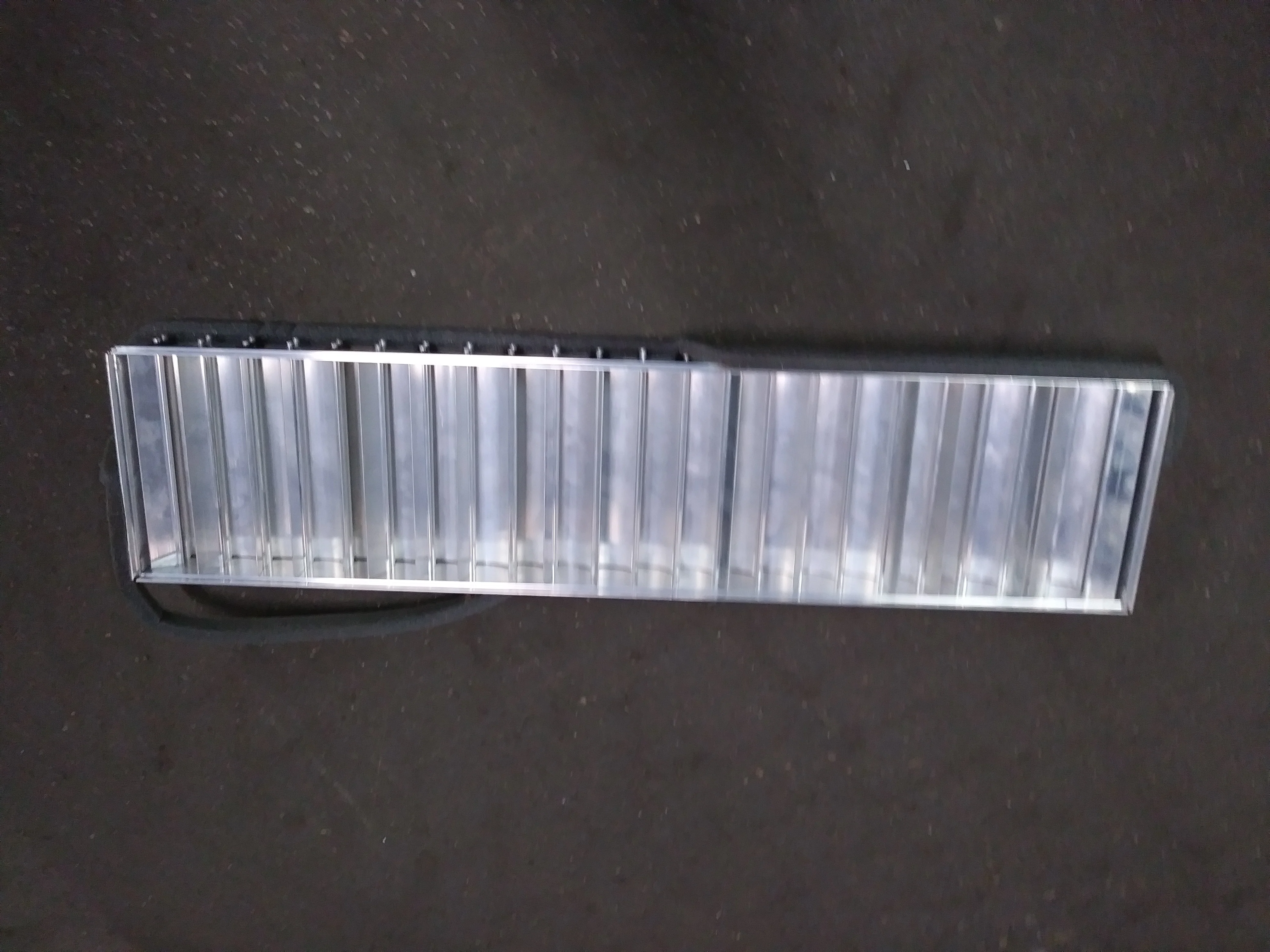 24" X 6" ALUMINUM AIR DIVERTER - Image 2