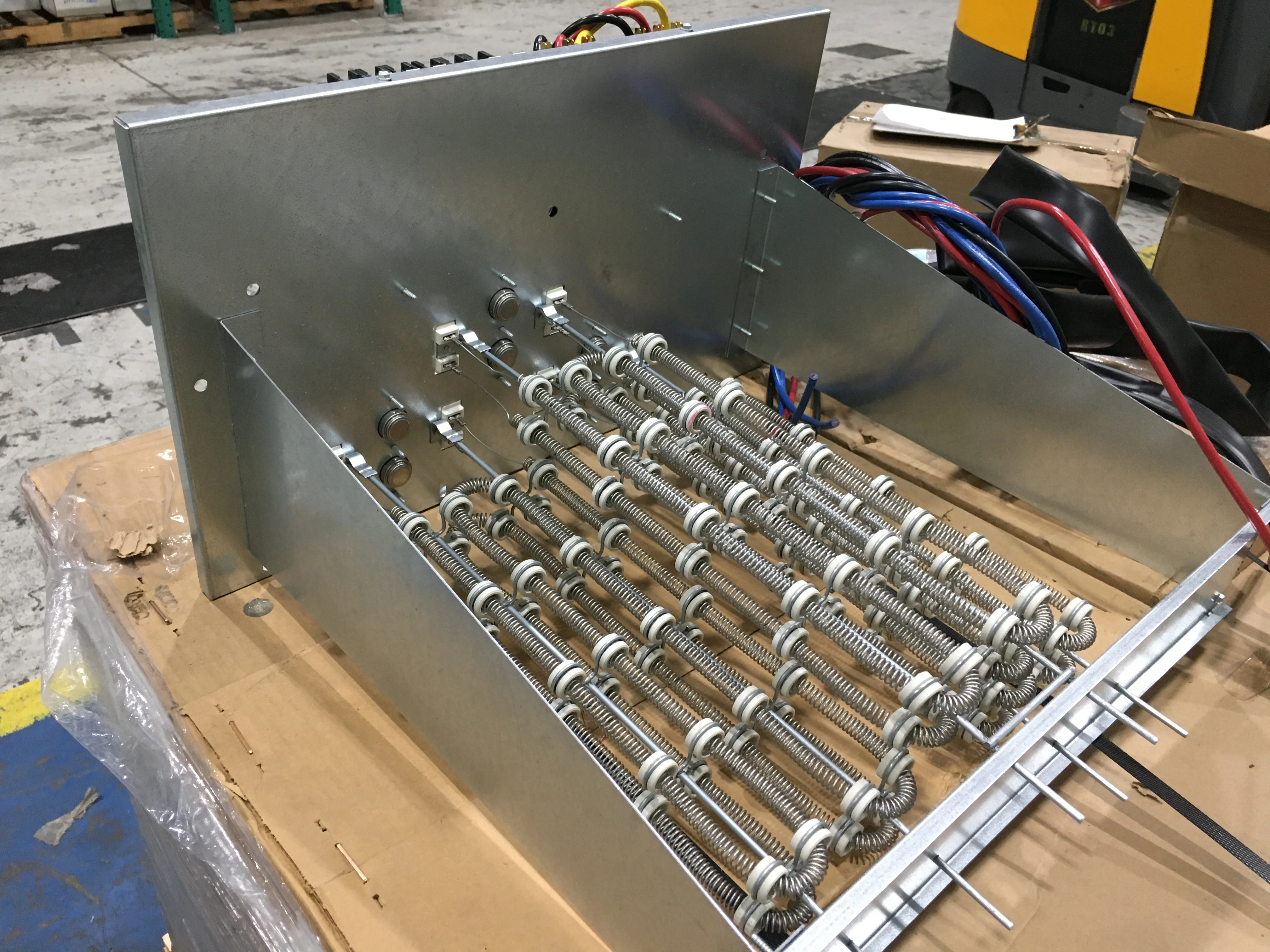 24 Kw Electric Heat Kit W/ Circuit Breakers; 208/240/60/3 - Image 2