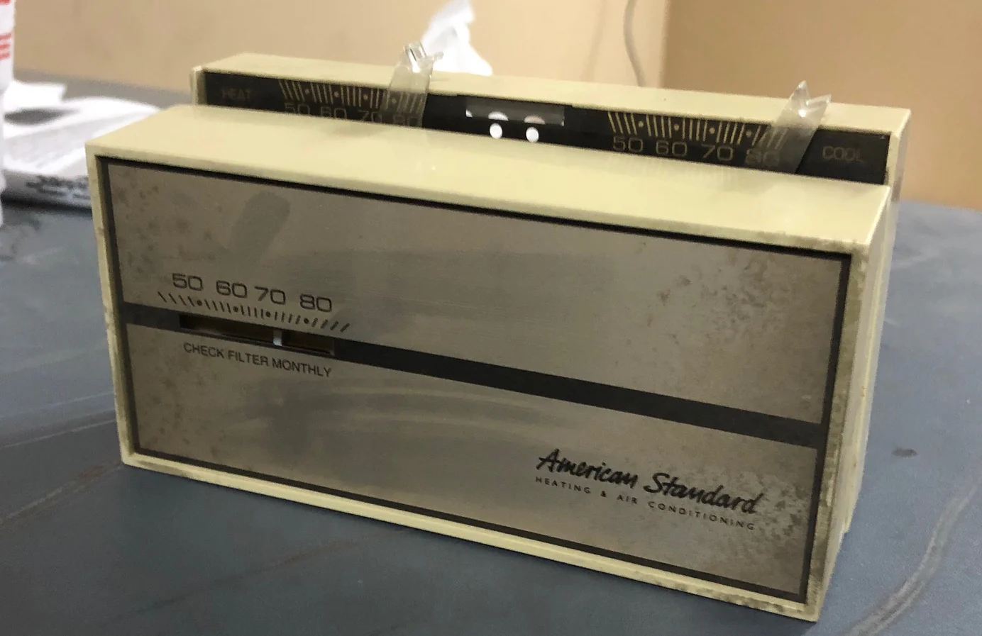24 Volt Non-Programmable 1 Heat/1 Cool Thermostat/Less Subbase, - Image 6