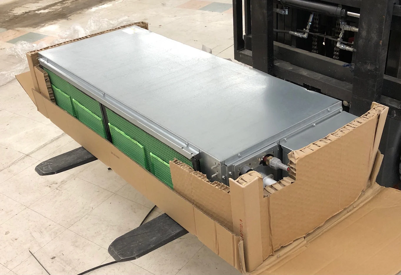 24,000 BTU Indoor Ducted Ceiling Mount Split-System Heat Pump, 16 Seer 208-230/60/1 R-410A CFM:800 - Image 3