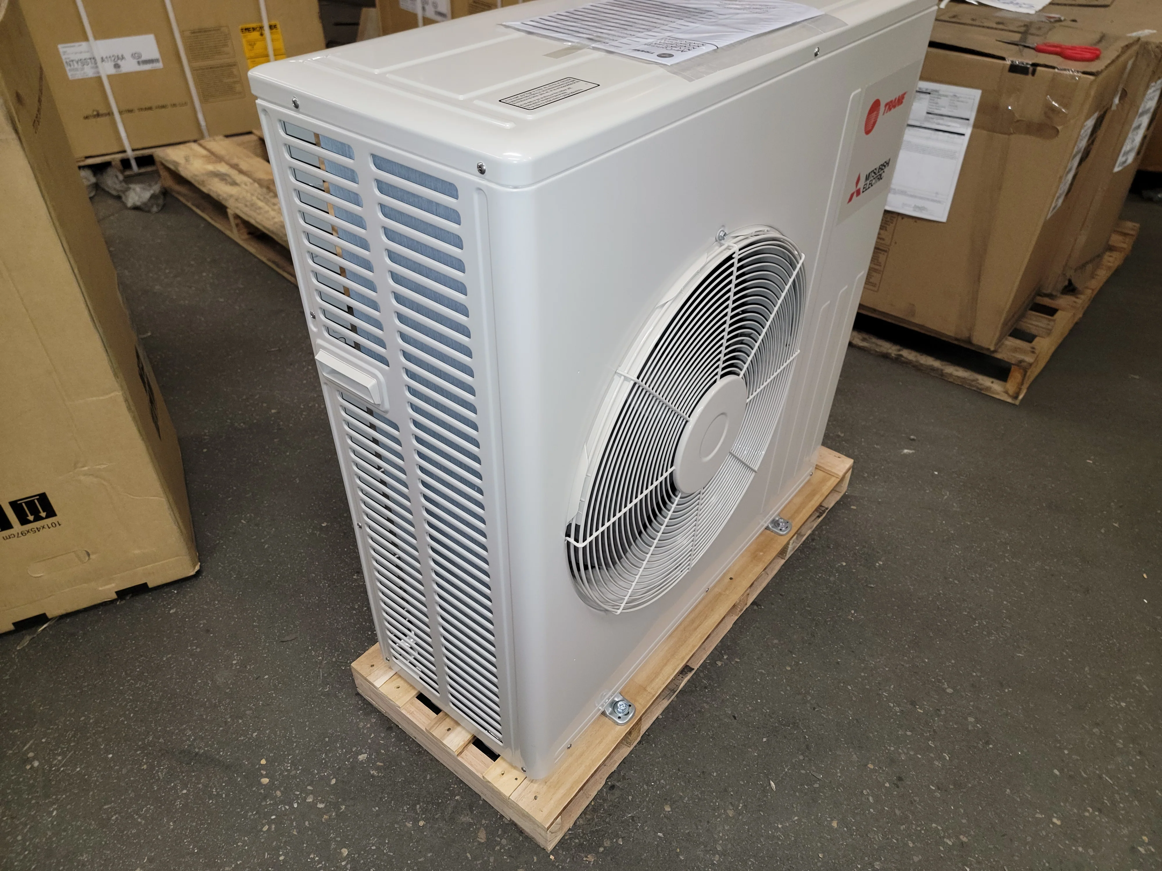 24,000 BTU Single-Zone Inverter OD Heat Pump Mini Split , 18 SEER 208-230/60/1 R-410A - Image 3