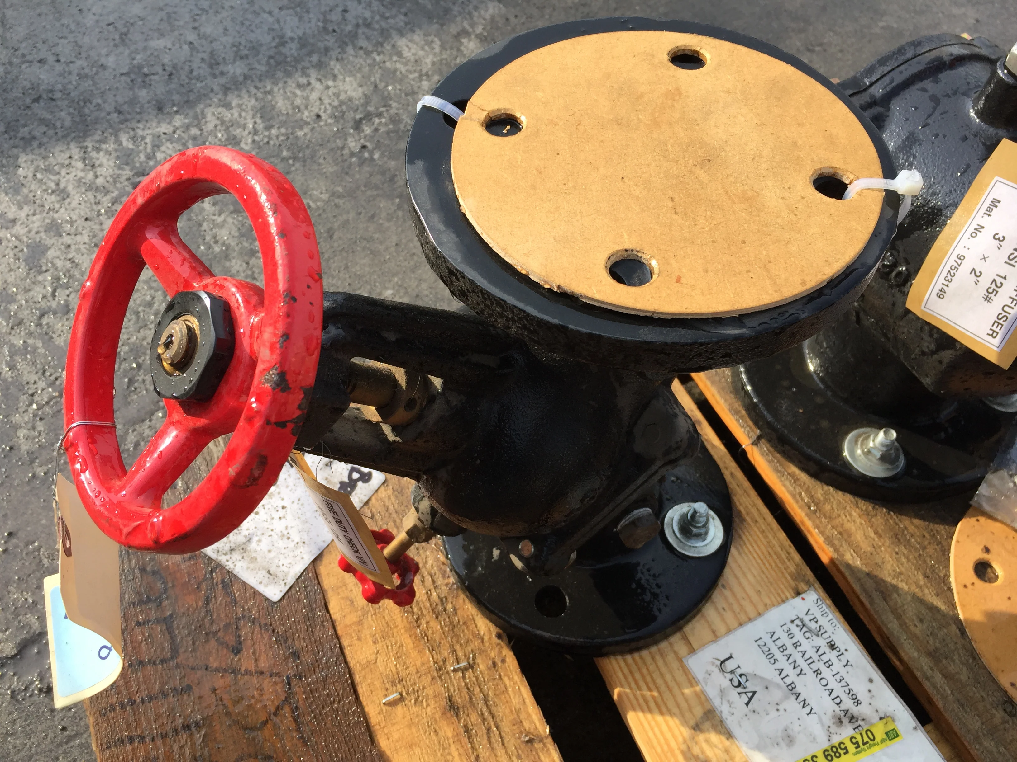 2.5" Ductile Iron and Cast Iron Flanged NPT Five Duty Check Valve - Image 2