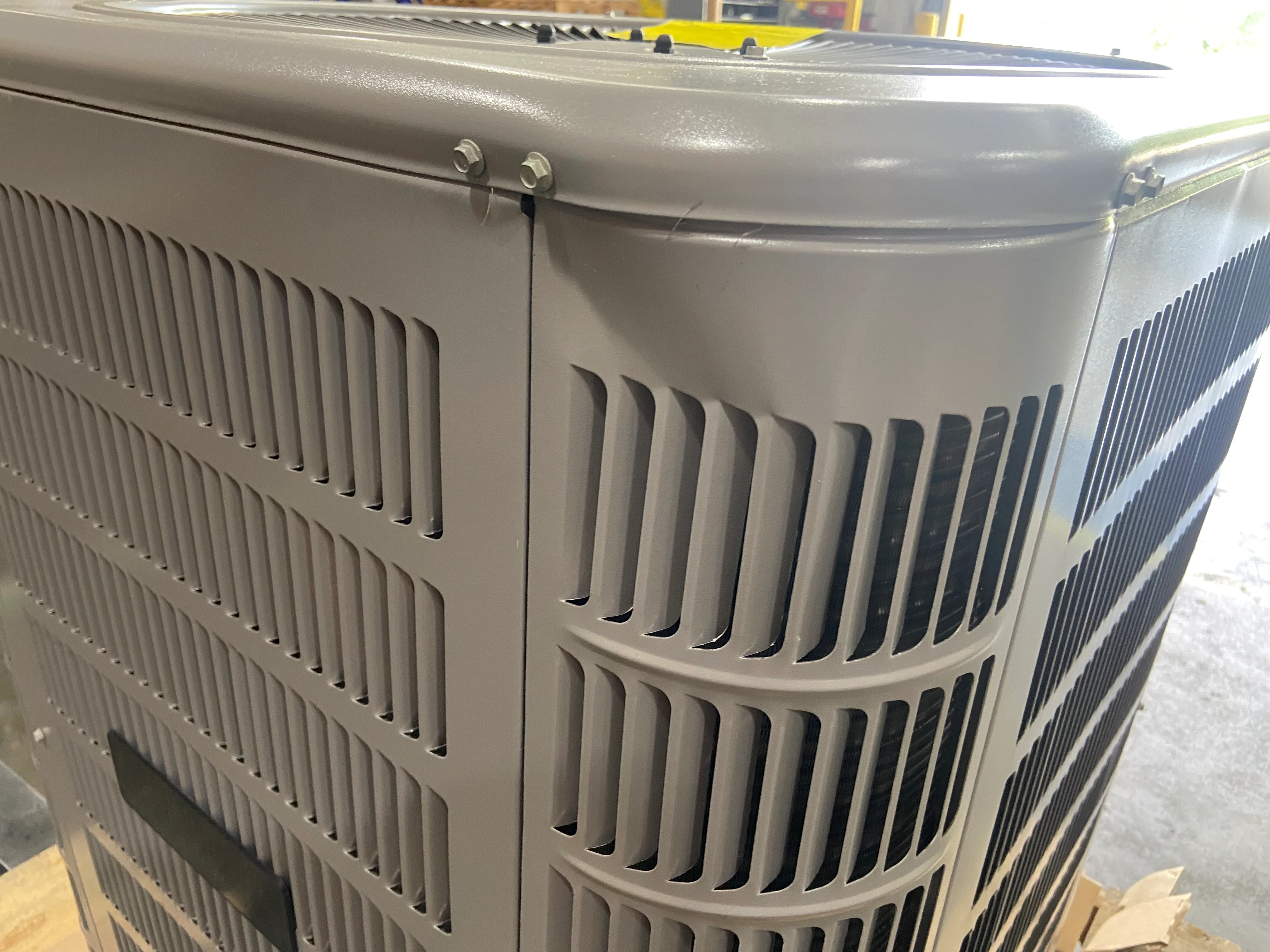 3 1/2 TON SPLIT-SYSTEM AIR CONDITIONER 208-230/60/1 R-410A 14 SEER - Image 5