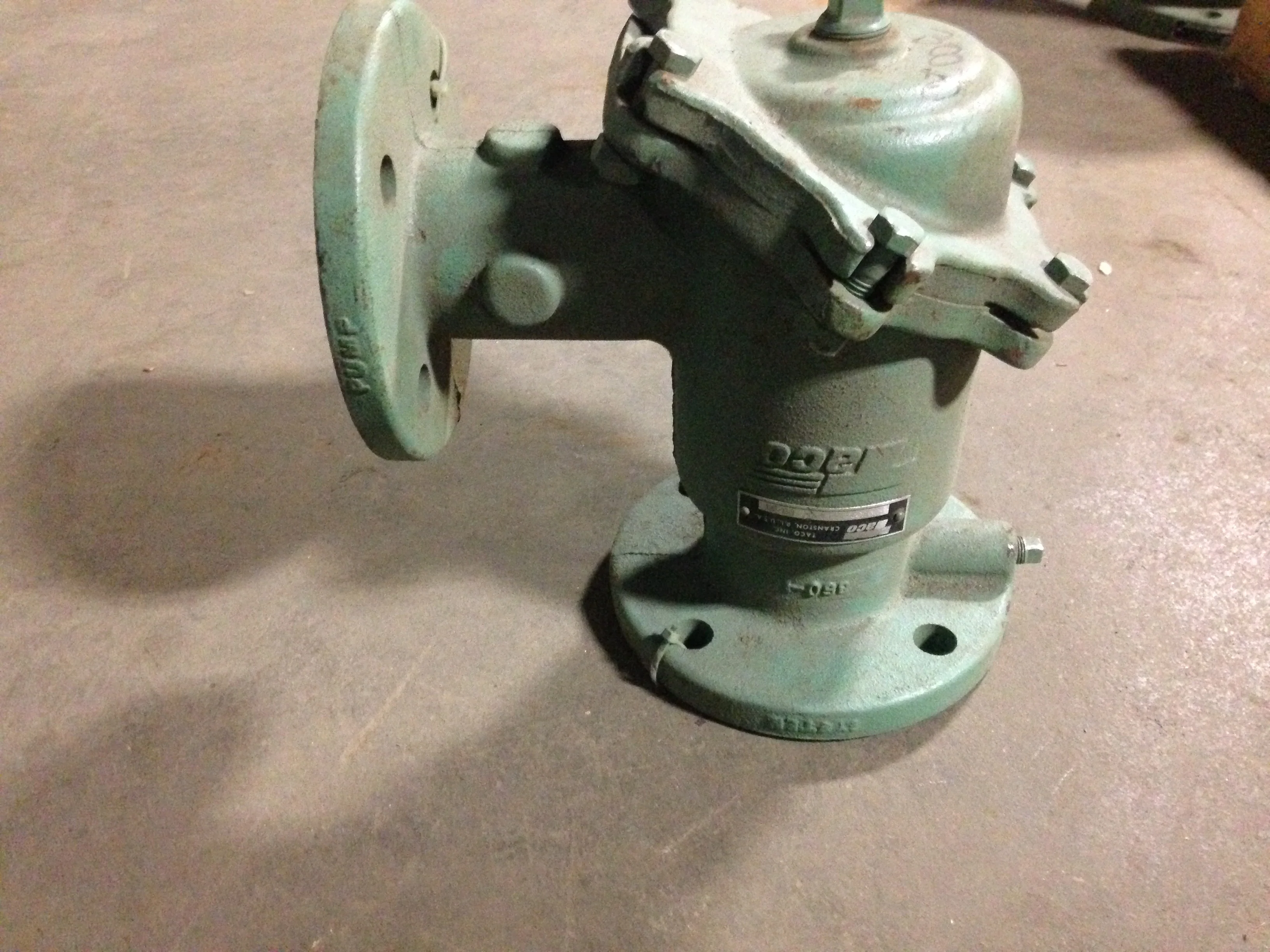 3" X 2" Ductile Iron Flanged Suction Diffuser Rear Strainer Pullout