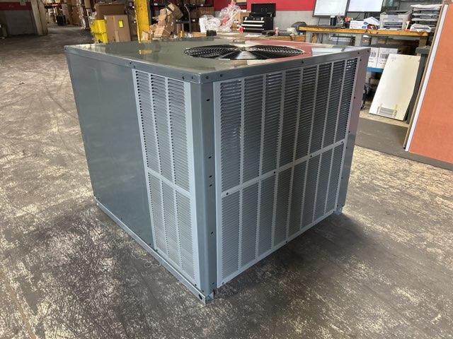 3.5 Ton Single-Stage Convertible Natural Gas/Electric Packaged Unit, 13.4 SEER2, 208-230/60/1, R410A - Image 3
