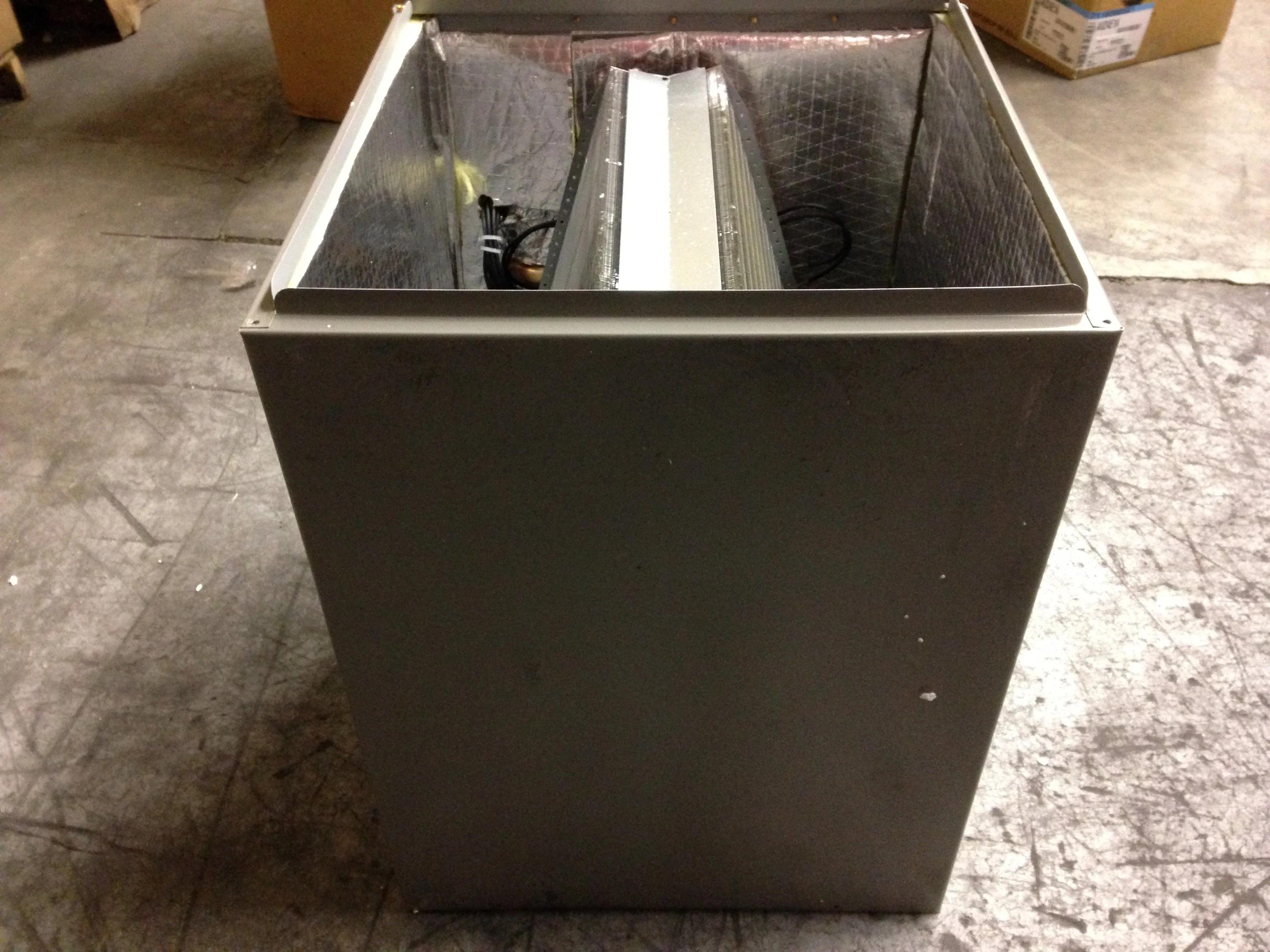 3.5 Ton SS AC R410A 13 Seer and 3.5 Ton Upflow Cased Evap Coil - Image 3