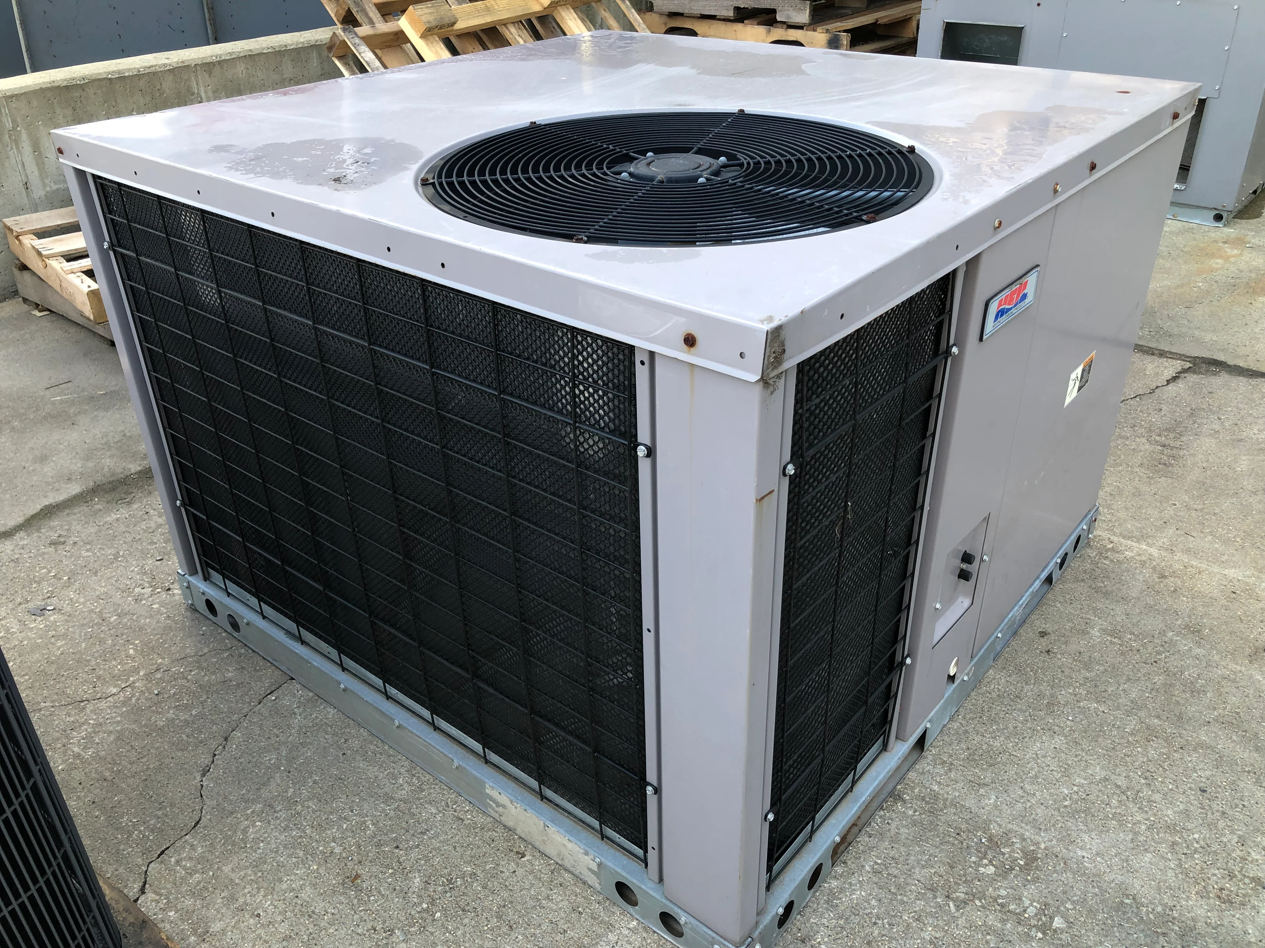 3 Ton Convertible Packaged Air Conditioning Unit, 12.05 SEER, 230/60/3, R-22