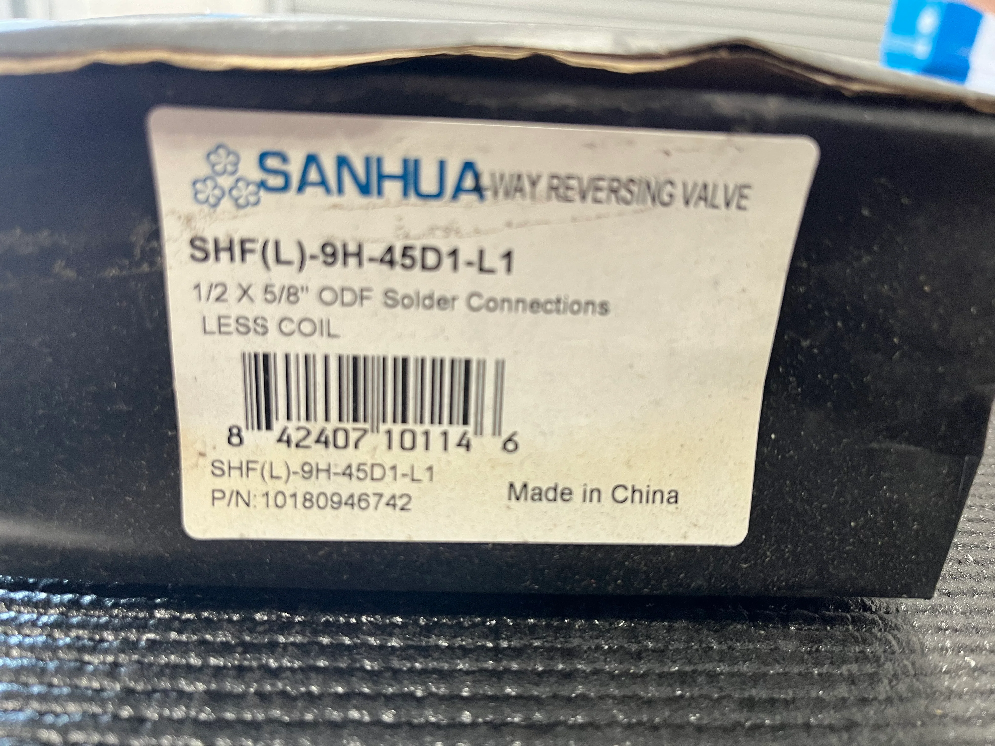 3 Ton Female Sweat Reversing Valve - Image 3