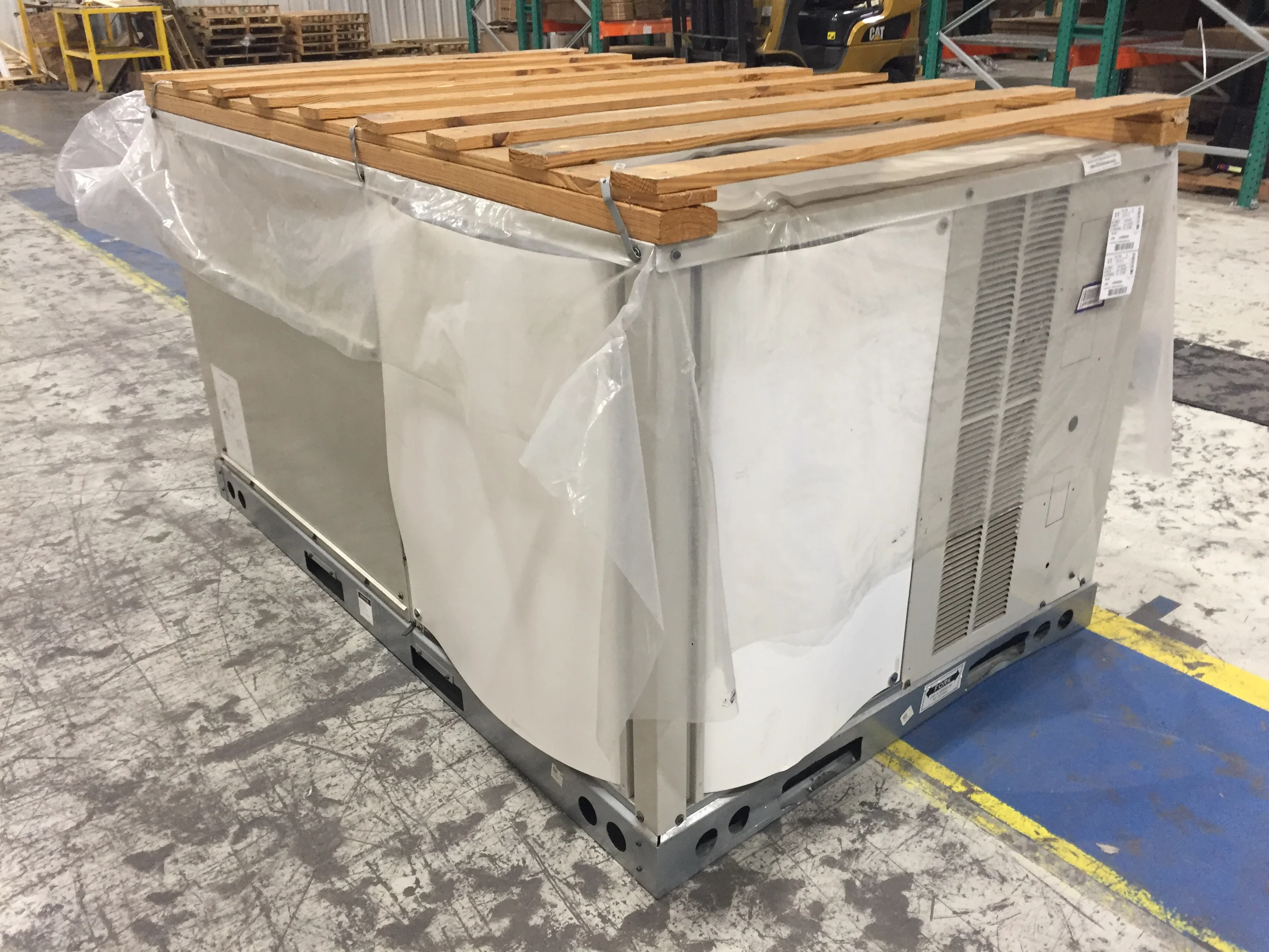 3 Ton Gas/Electric Packaged Unit; 460/60/3, R-410A, Cfm: 1160 - Image 5