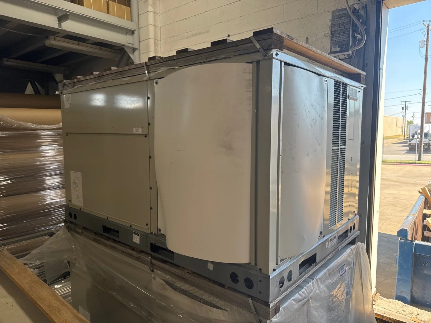 3 Ton Two-Stage Convertible Natural Gas/Electric Packaged Unit, 16.4 SEER2, 208-230/60/1, R410A - Image 2