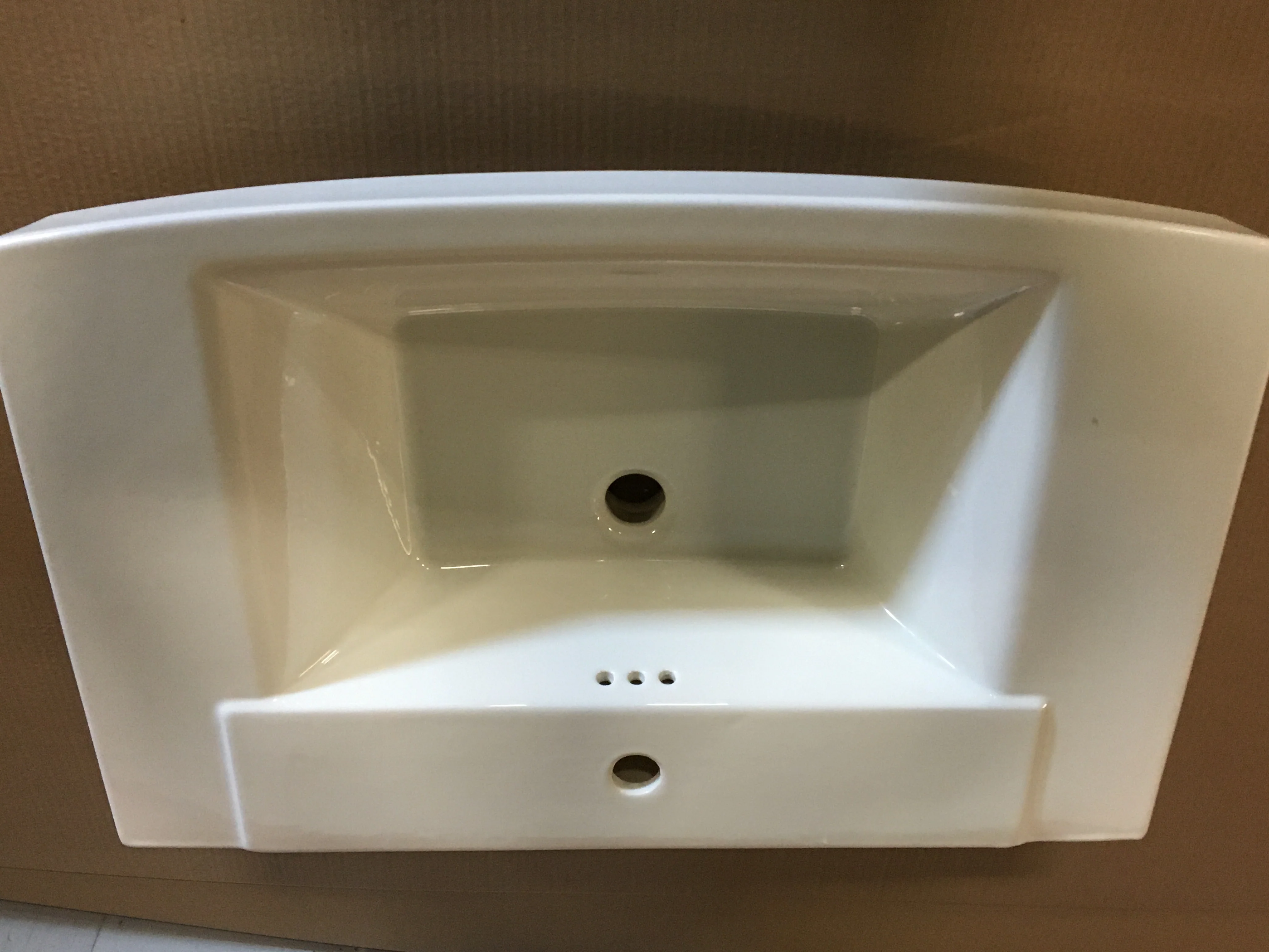 30 Fireclay Pedestal Bathroom Sink With Single Faucet Hole And Overflow-Less Pedestal"