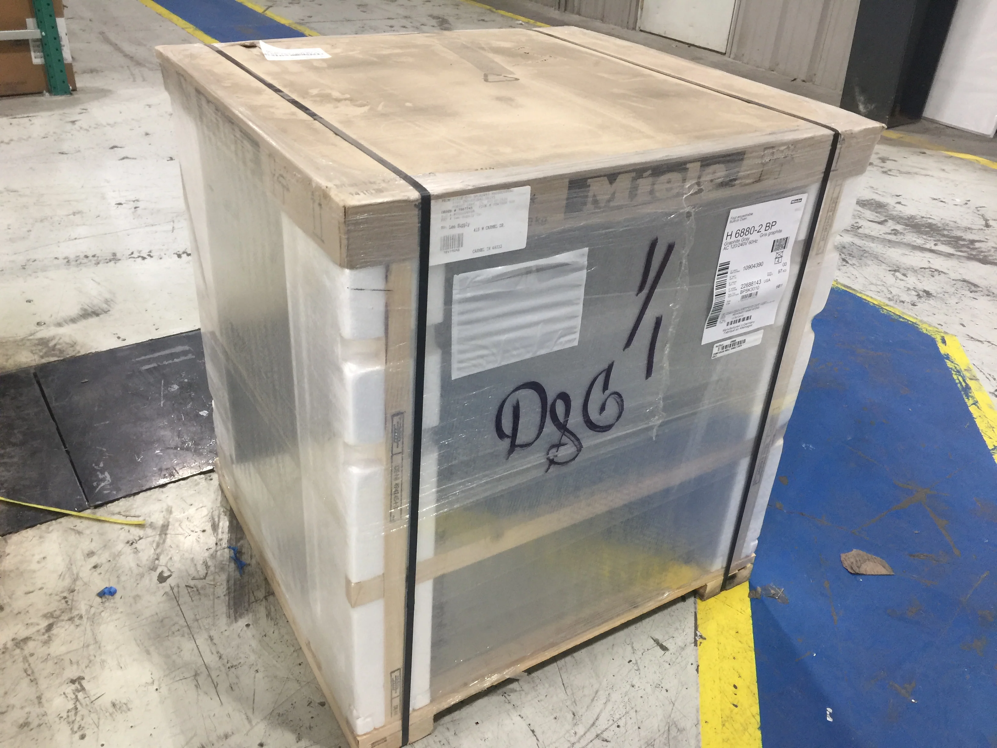 30" Pureline Series Electric Single Wall Convection Oven; 240V - Image 14