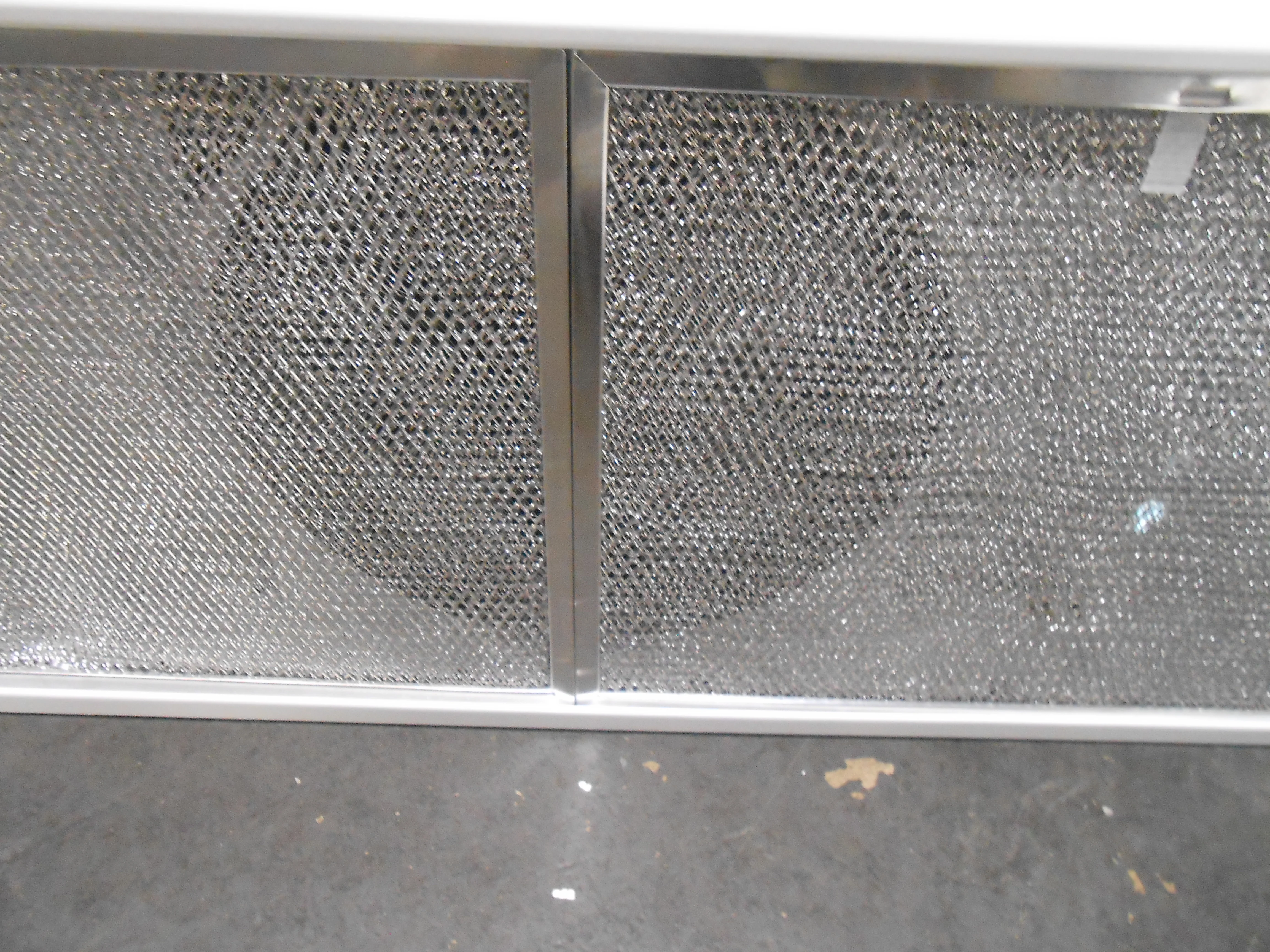 30" White Energy Star Under-Cabinet Style Range Hood - Image 6