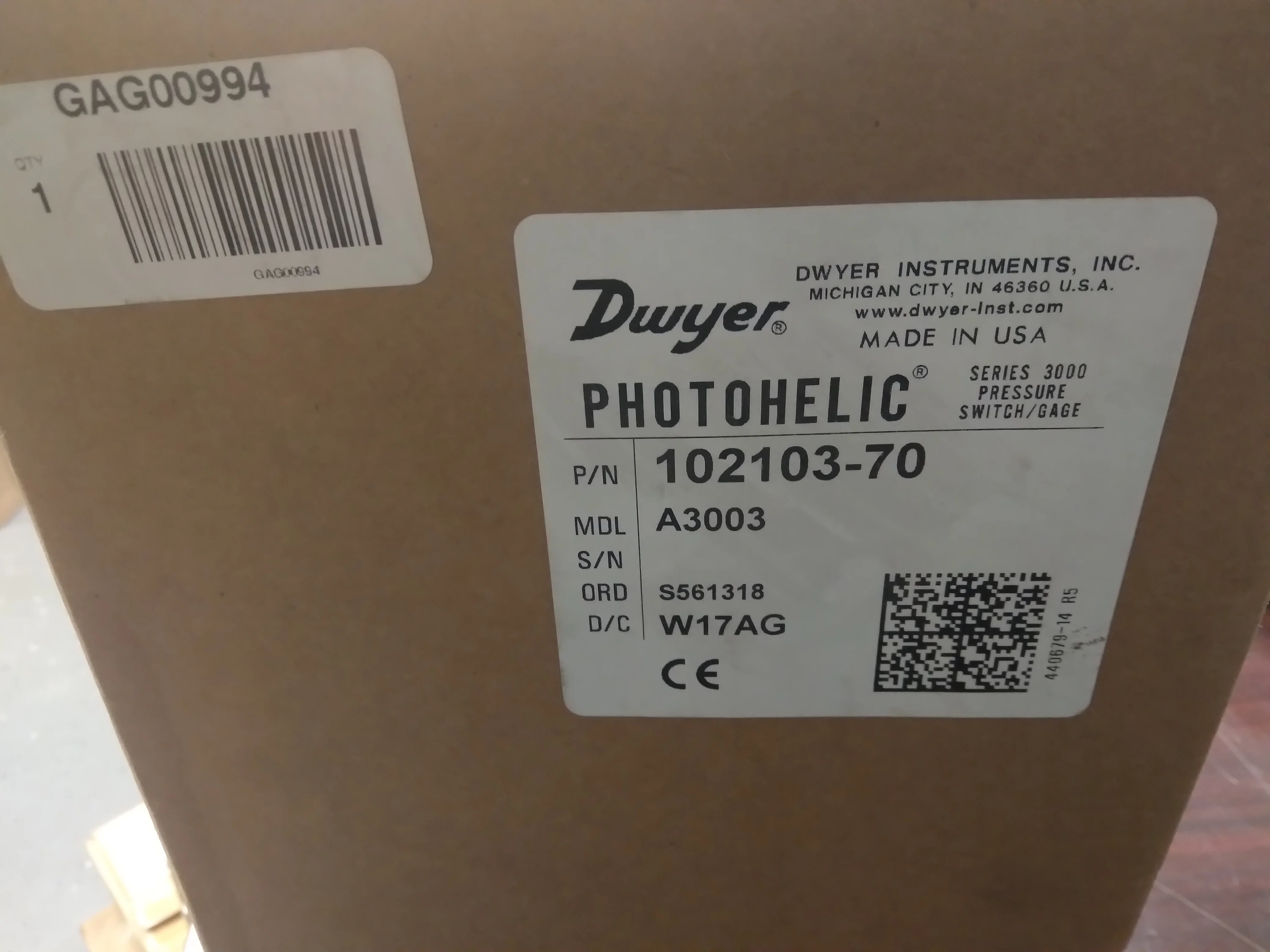 3000 Series Photohelic 3 In 1 Indicating Gauge 120/50-60 6 Watts - Image 5