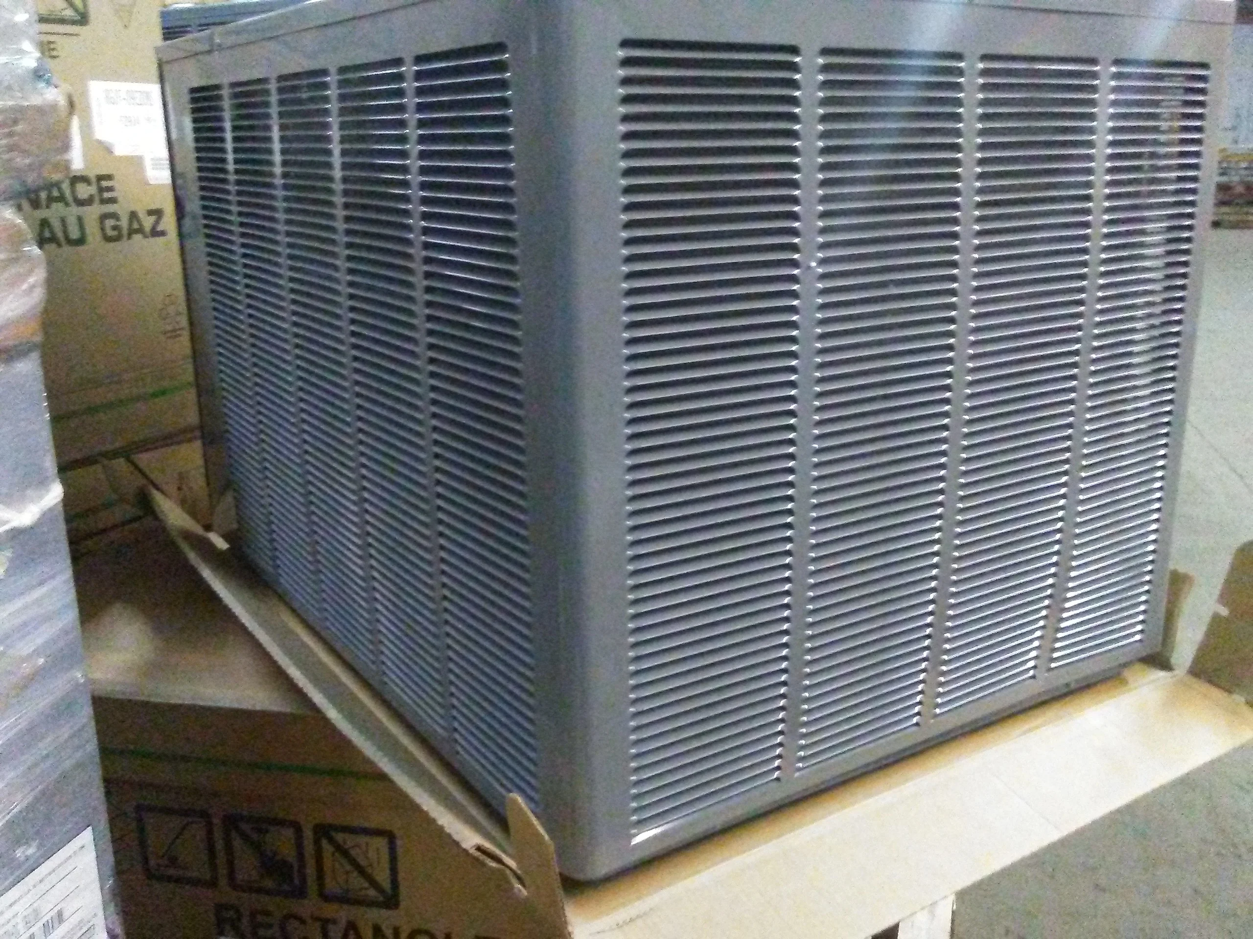 3.5 Ton Classic Series Split System Heat Pump, 13 Seer 208-230/60/3 R410A - Image 2