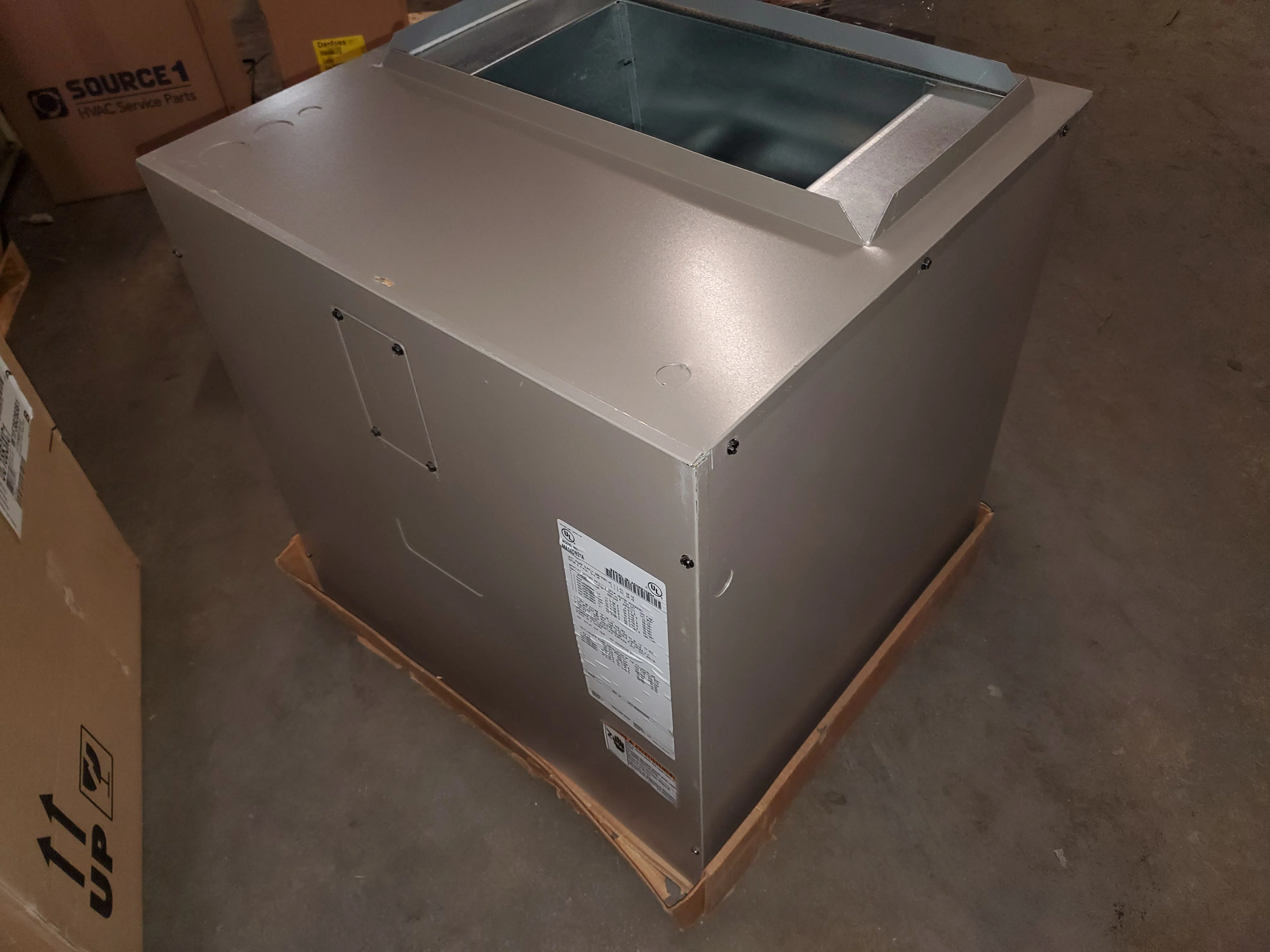 3.5 Ton Multiposition Modular Air Handler/Less Coil, 208-230/60/1 1400 CFM **Coil Not Included** - Image 3