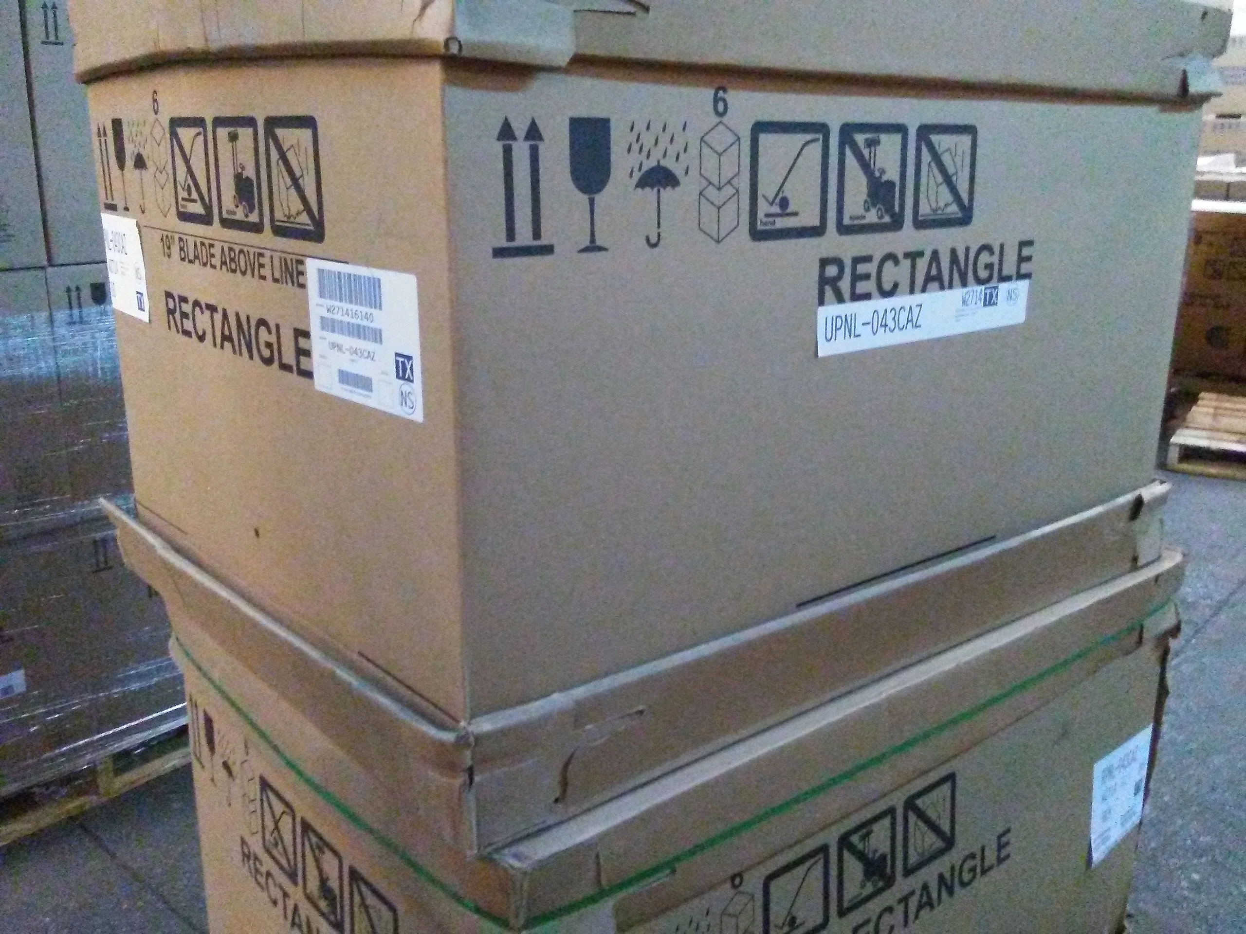 3.5 Ton Split System Heat Pump, 13 Seer 208-230/60/3 R-410A - Image 6