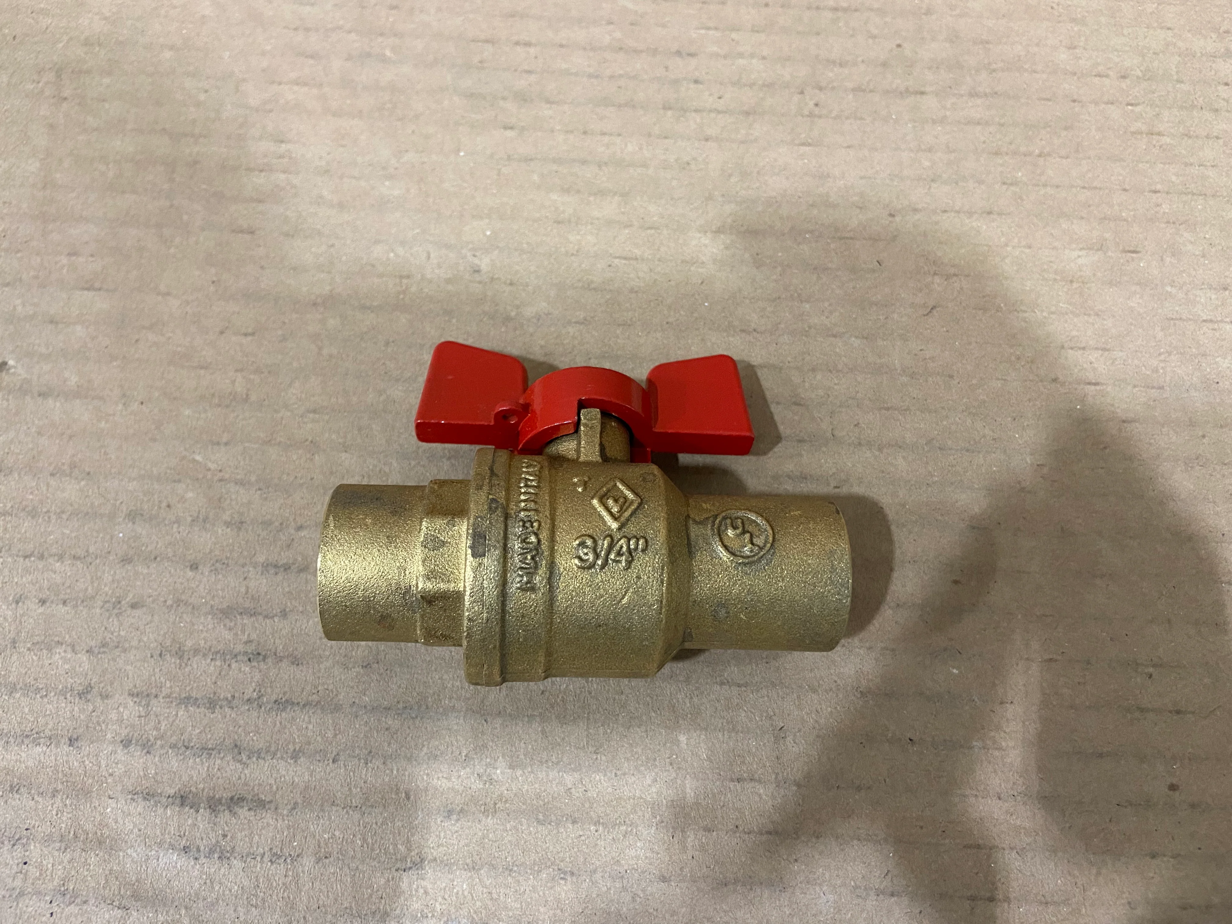 3/4" Ball Valve With T-Handle - Image 2