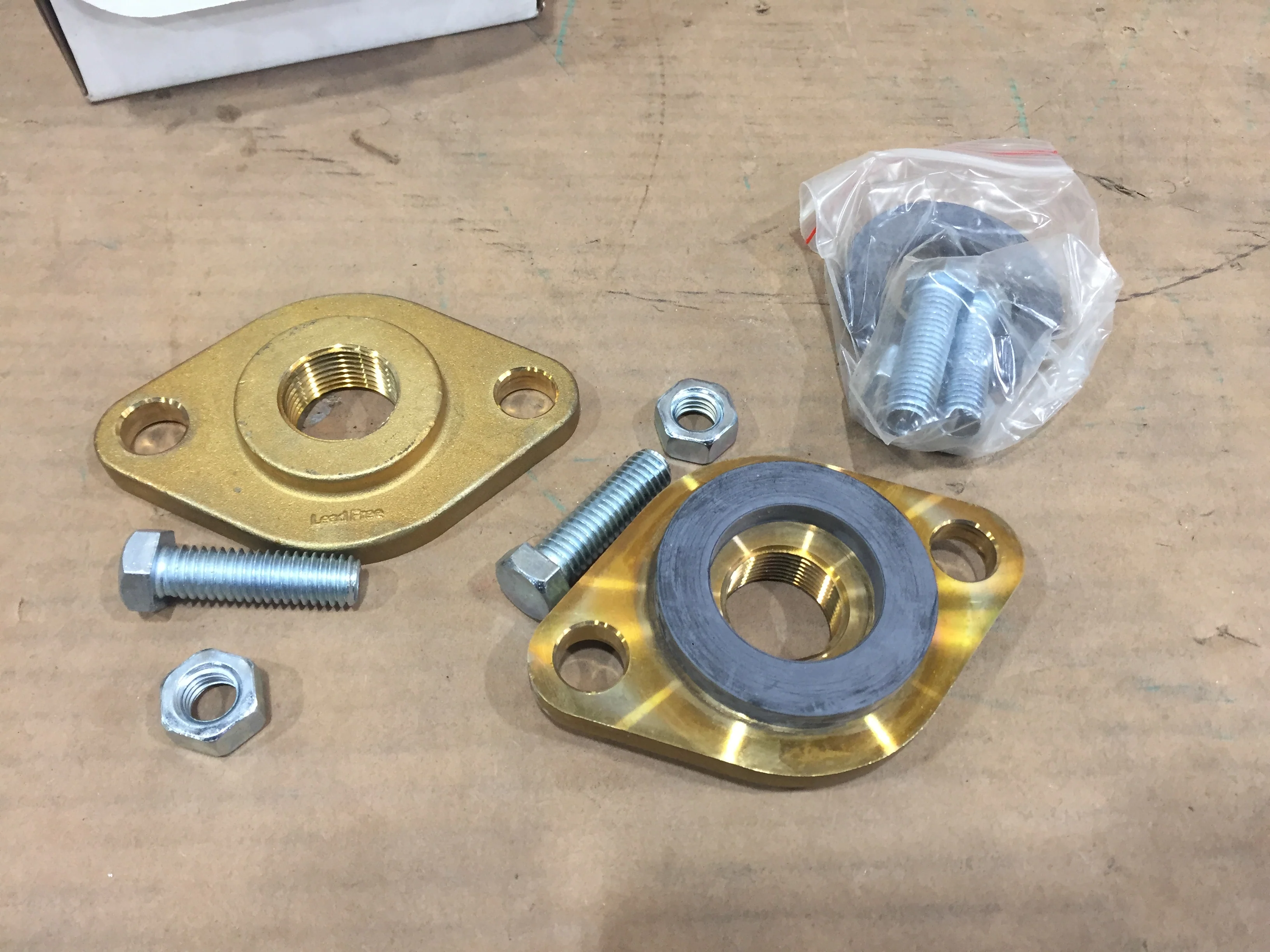 3/4" FNPT Lead Free Pump Flange Kit - Image 2