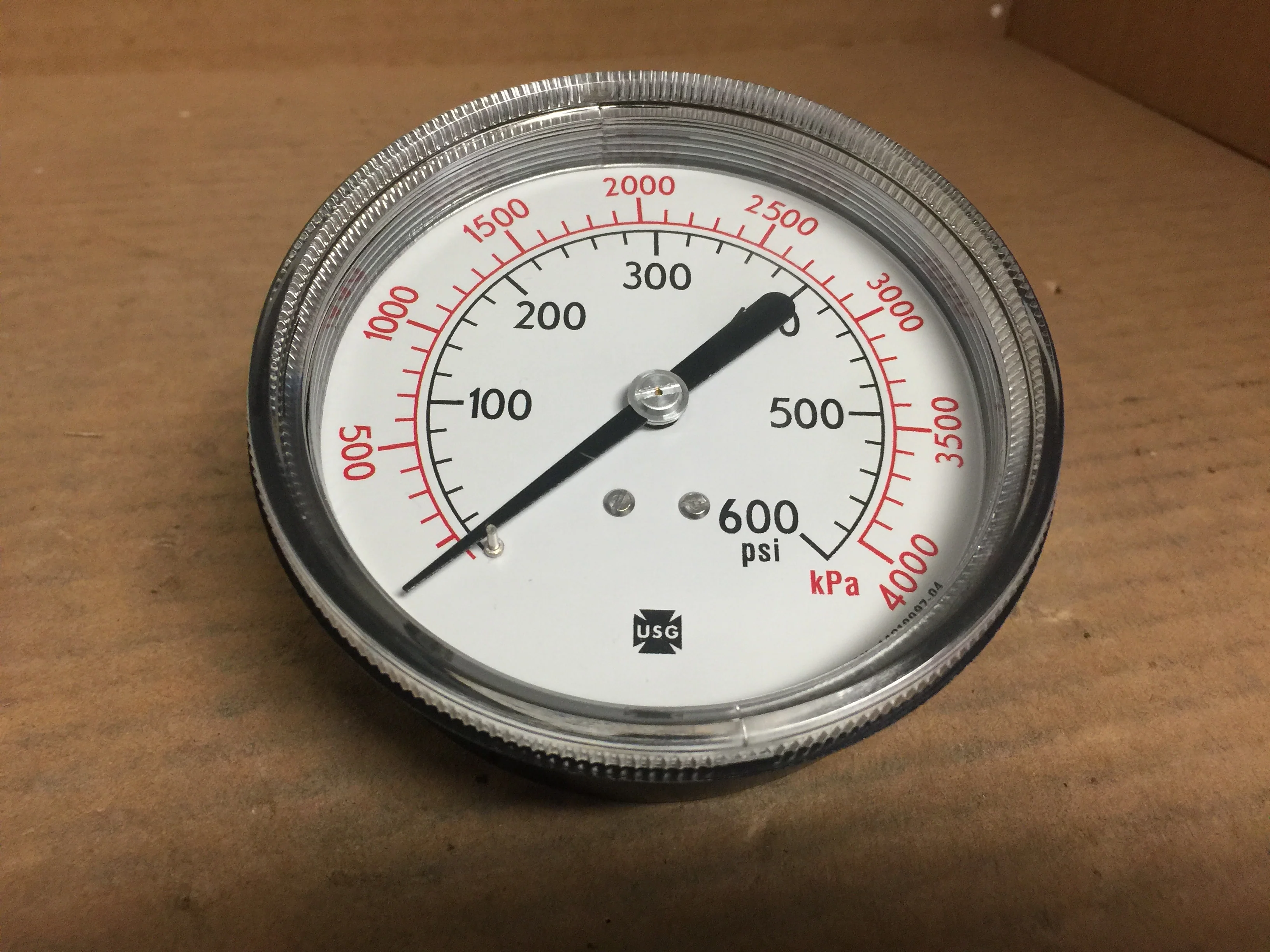 3.5 Pressure Gauge; 0-600 PSI - Image 6