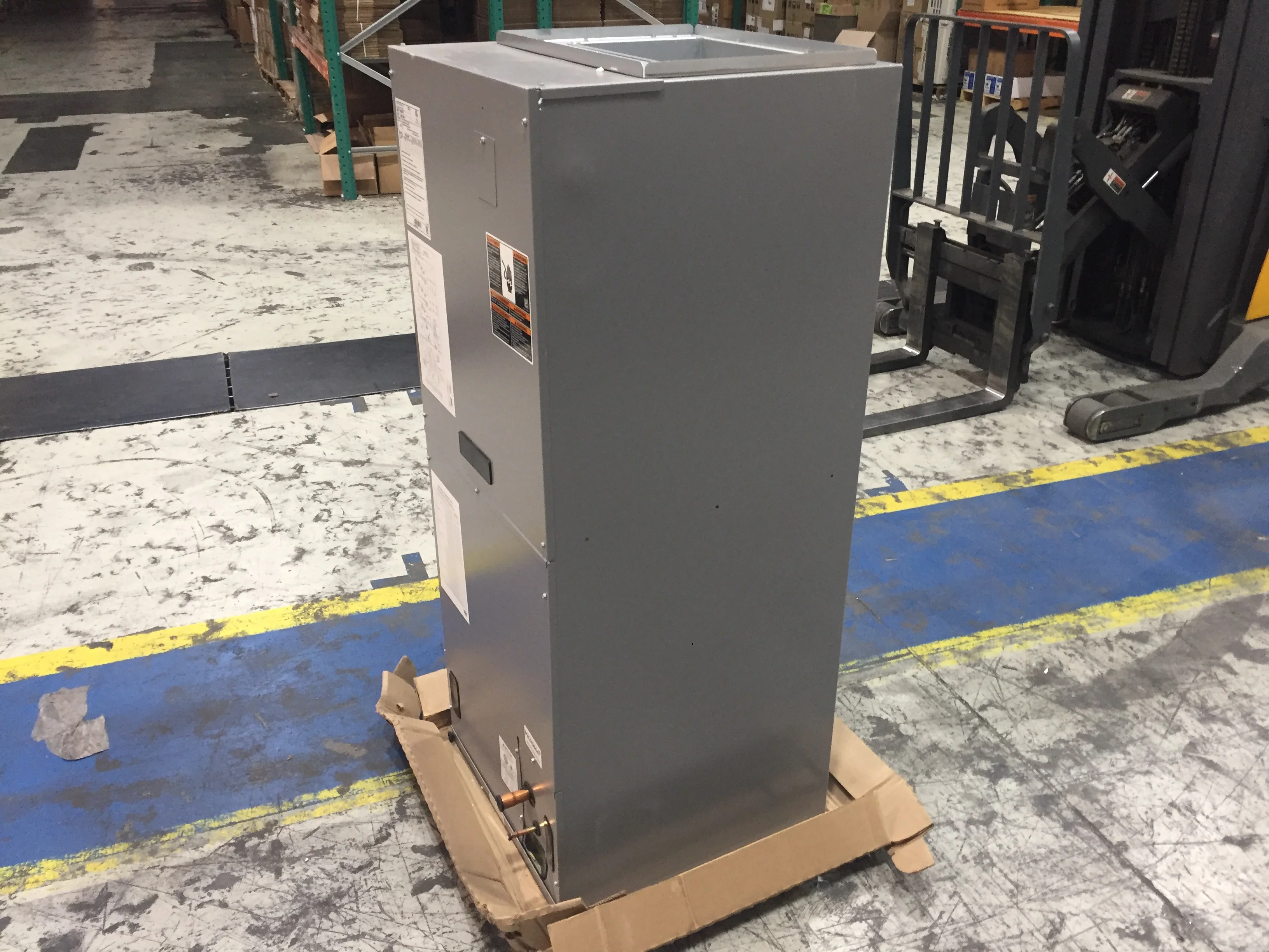 3.5 TON VARIABLE SPEED ECM UPFLOW/HORIZONTAL AIR HANDLER, 16 SEER R410A, 208/230/1 - Image 3