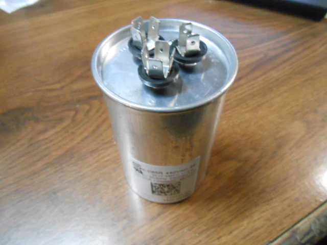 35+7.5 x 440 Volt Round Dual Run Capacitor
