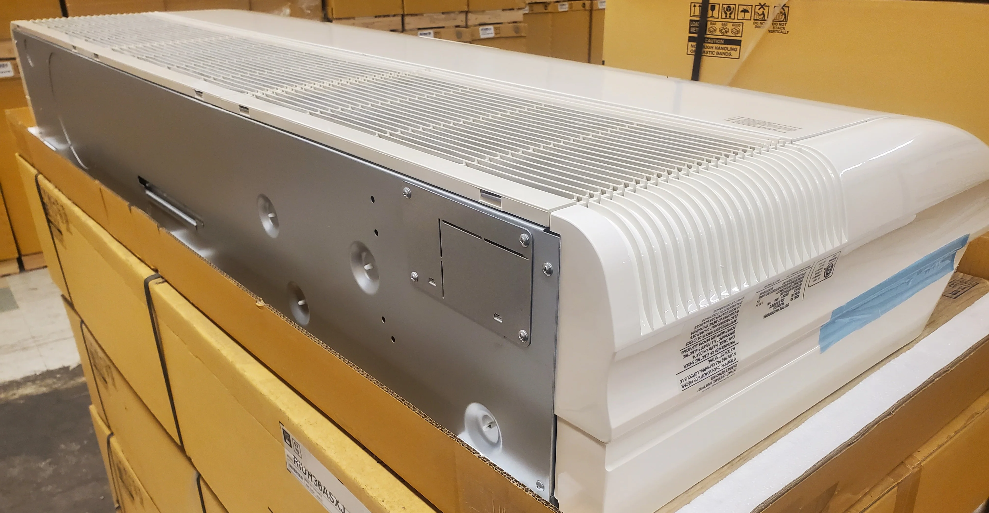36,000 BTU Universal Mount/Ceiling Only Single-Zone Inverter ID Mini-Split Heat Pump - Image 3