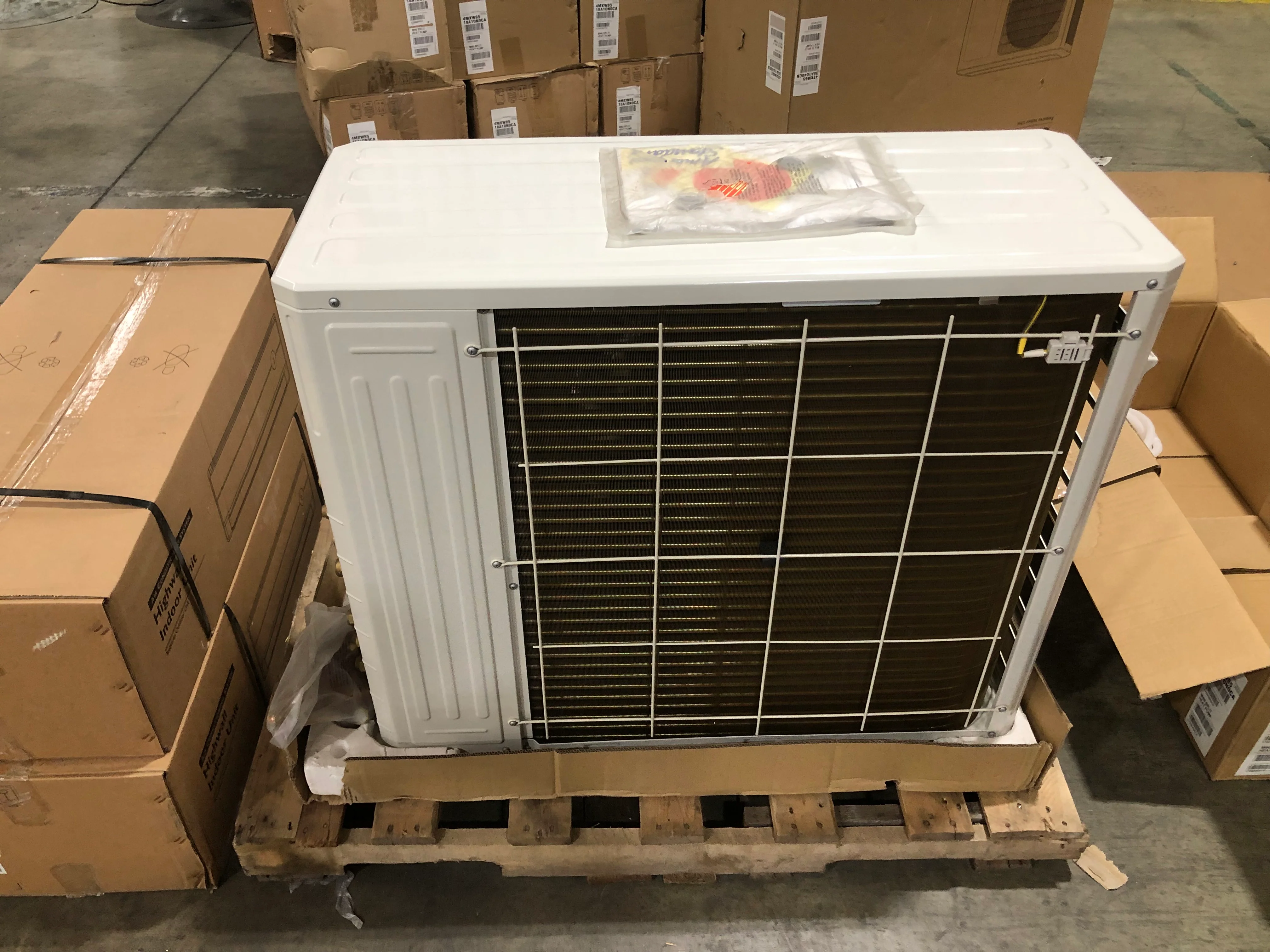 36,000 BTU Tri-Zone Mini Split Heat Pump Set 16 Seer 208-230/60/1 R-410A **Sold As A Set** - Image 3