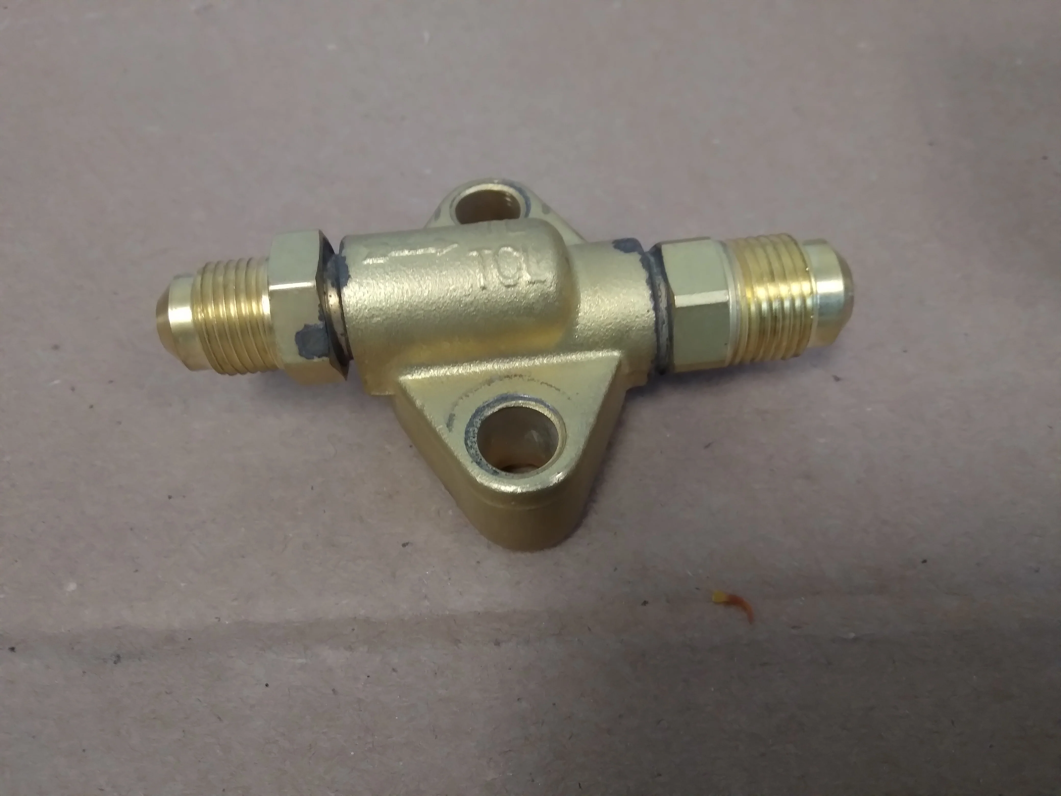 3/8" Sae X 1/2" Sae Straight Thru TXV Flange