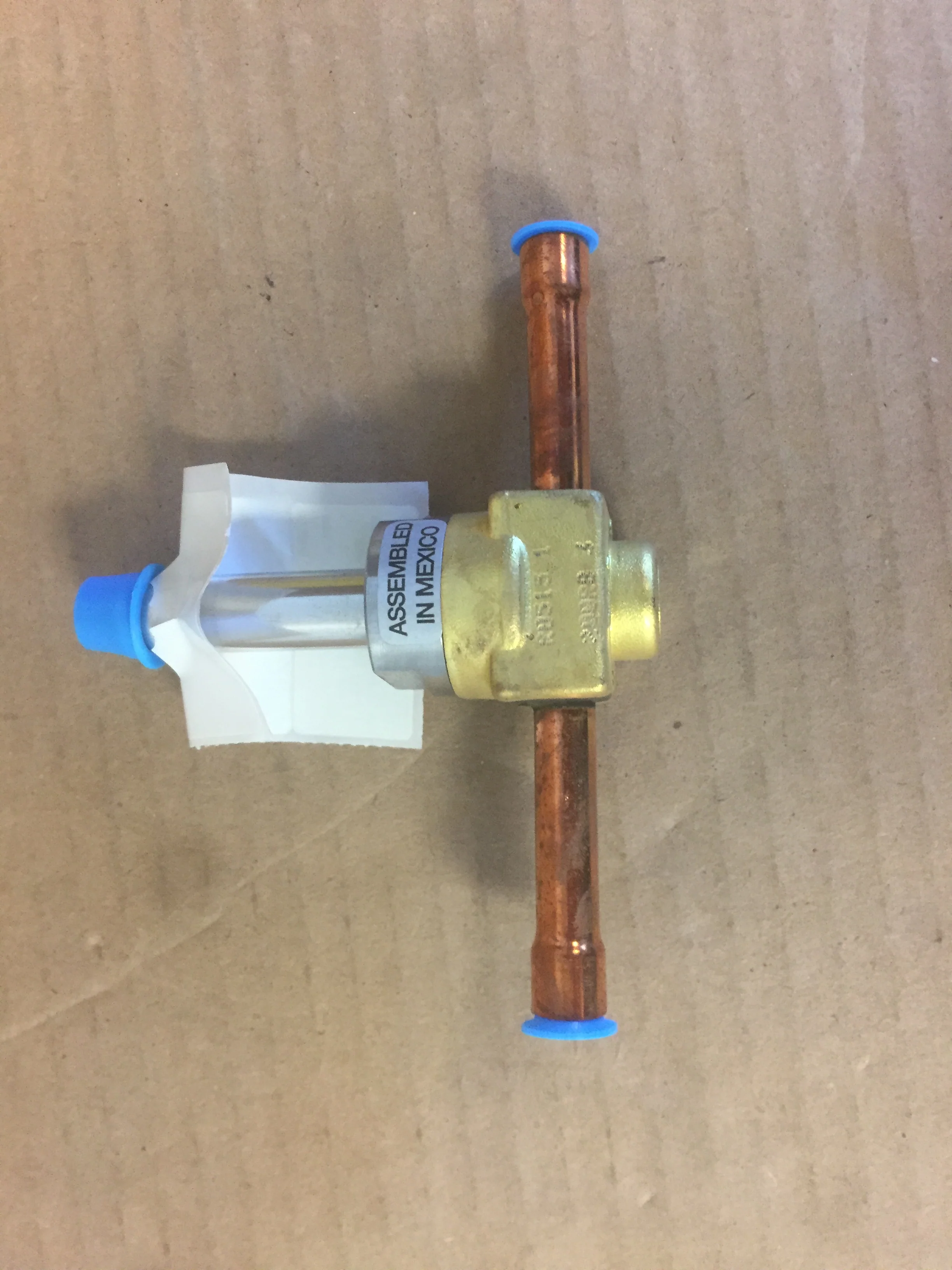 3/8" SWEAT SOLENOID VALVE LESS COIL - Image 2