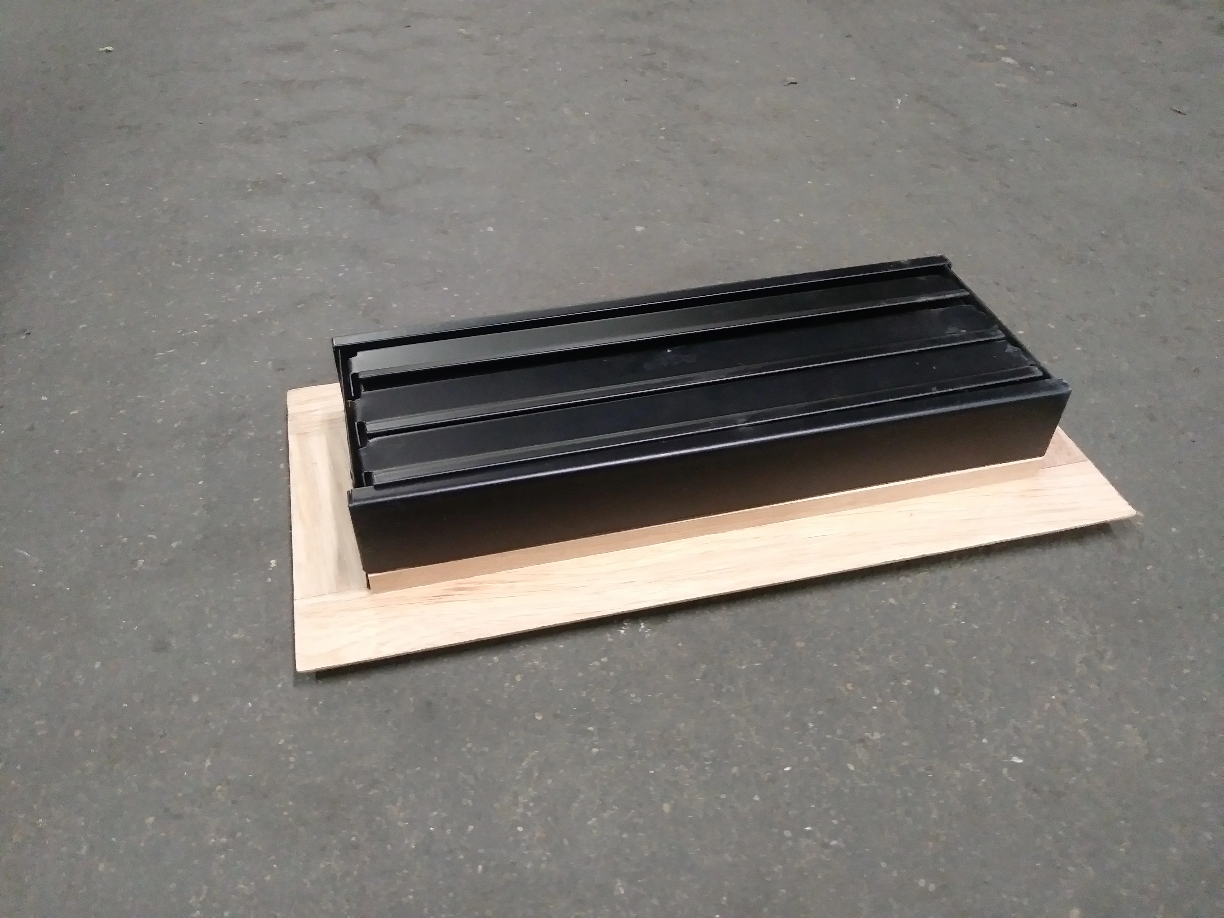 4" X 10" WOOD DESIGNS INSERT FLOOR REGISTER - Image 3