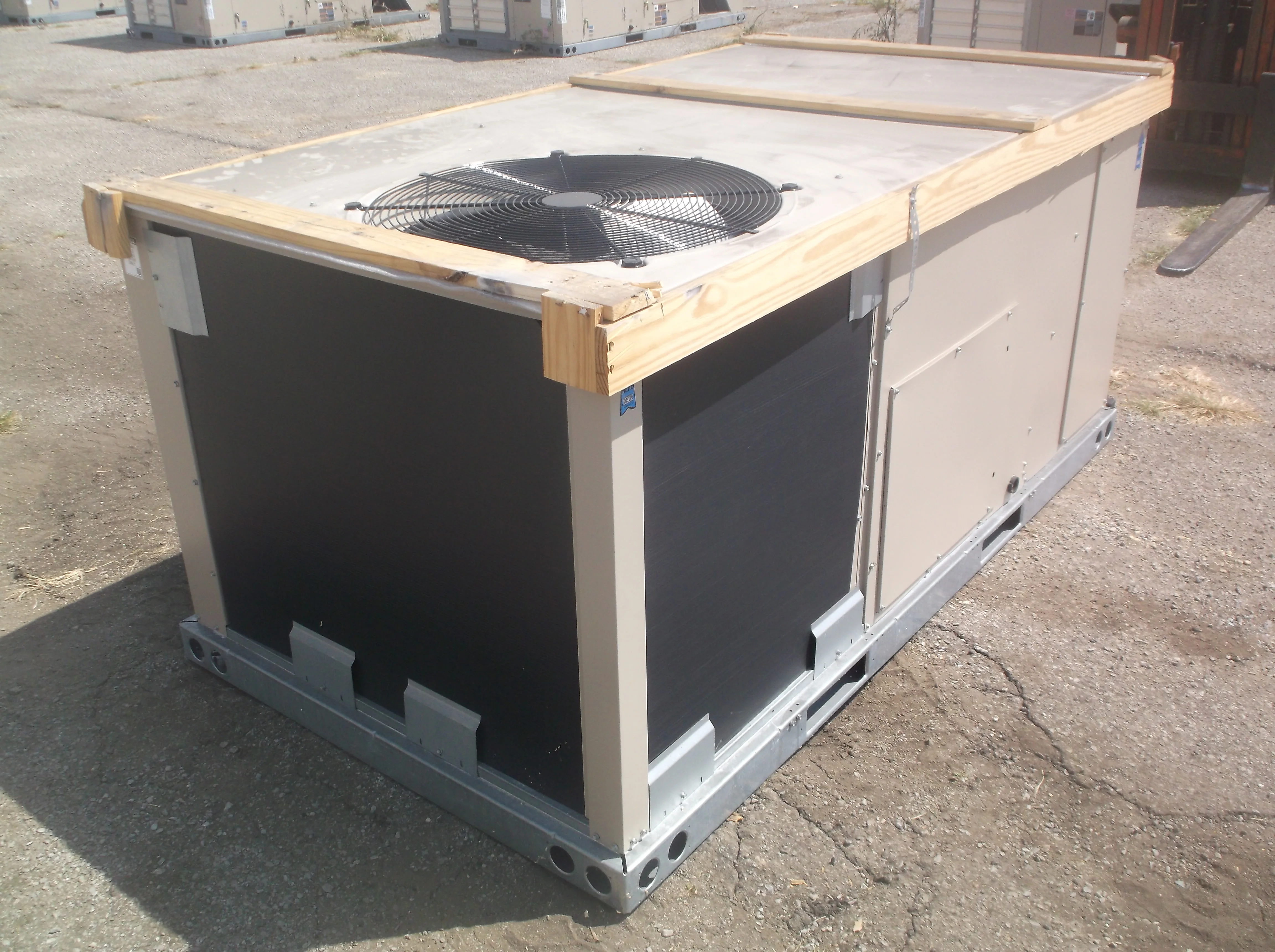 4 Ton 2 Stage Cool Convertible Gas/Electric Rooftop Package Unit 17 Seer 460/60/3 R410A - Image 2