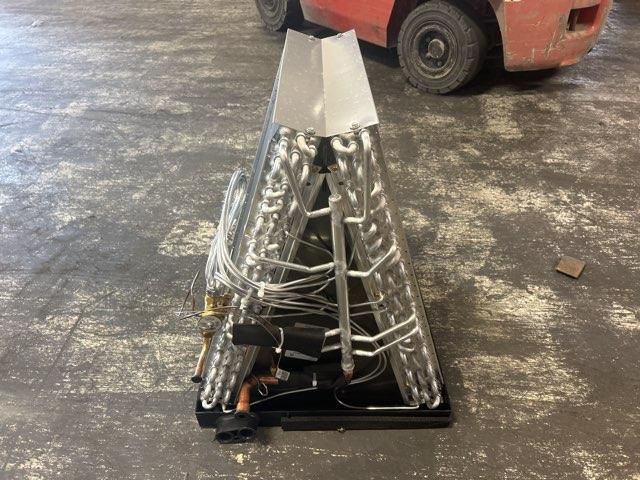 4 Ton AC/HP Upflow/Downflow Uncased A Coil, R410A CFM 1600 - Image 2