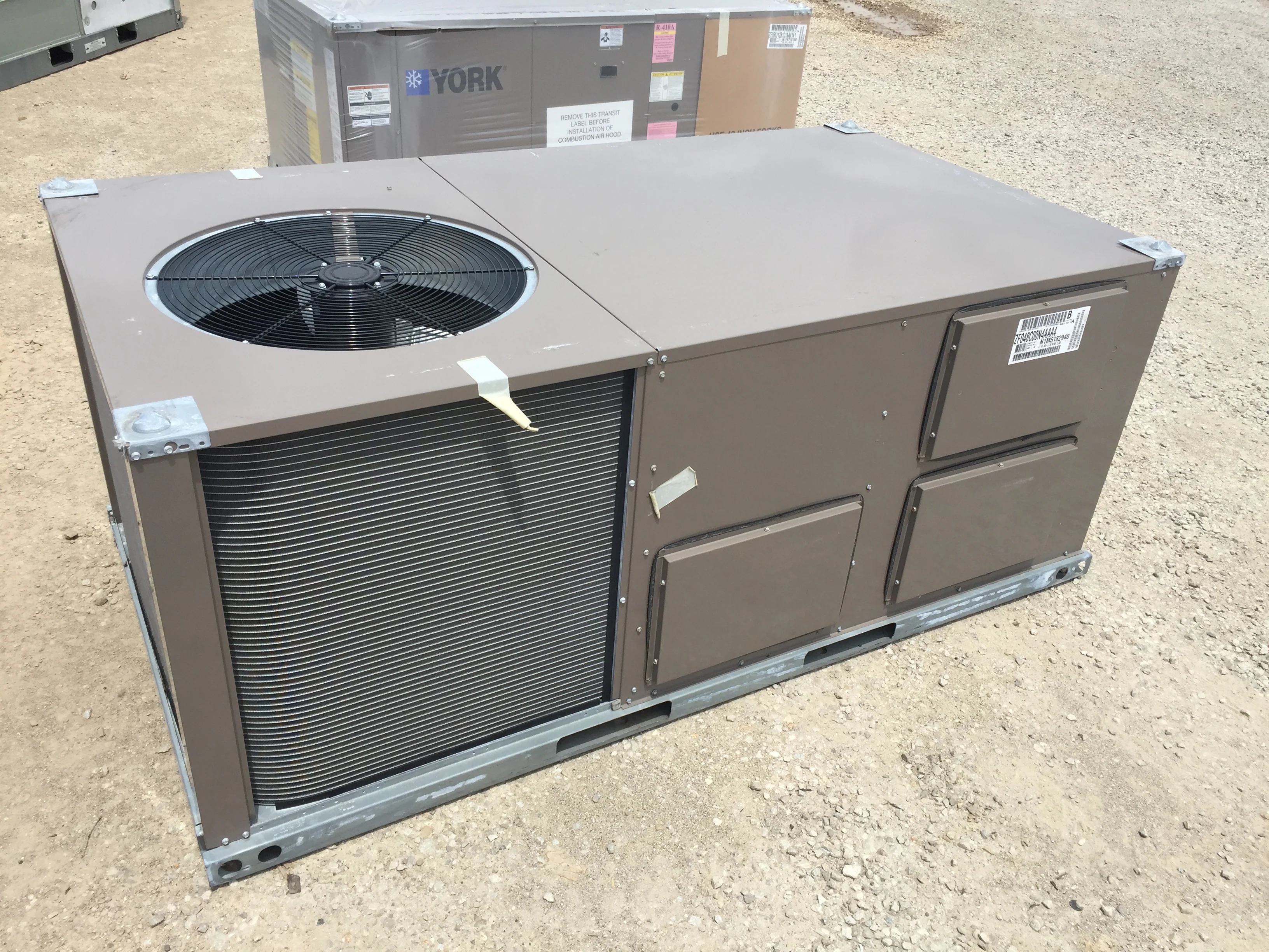 4 Ton Convertible Packaged Air Conditioner Unit, 13 Seer 460/60/3 R-410A - Image 3