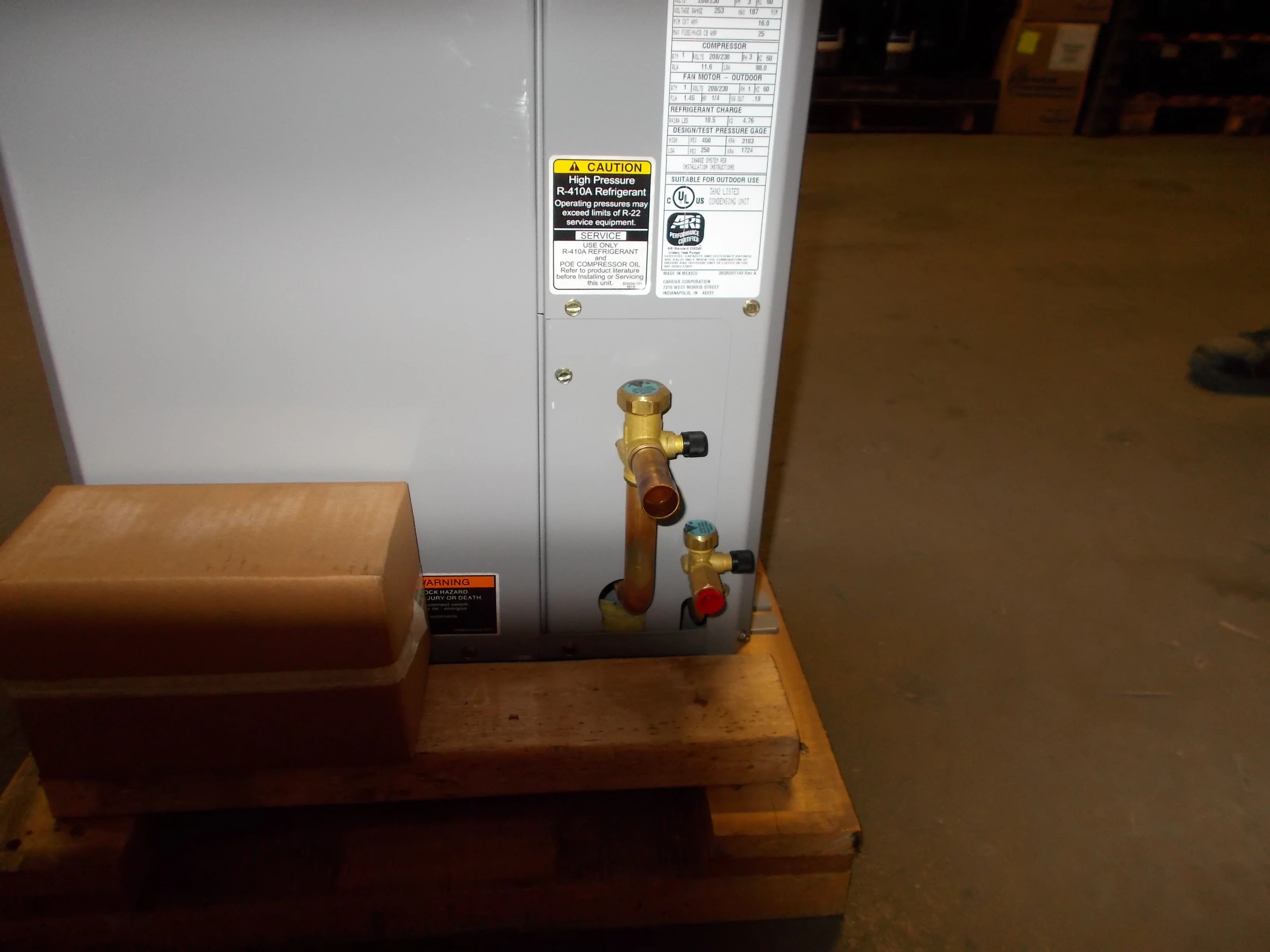 4 Ton Single Zone Performance" Series Outdoor Mini-Split Heat Pump Air Conditioner Unit - Image 3