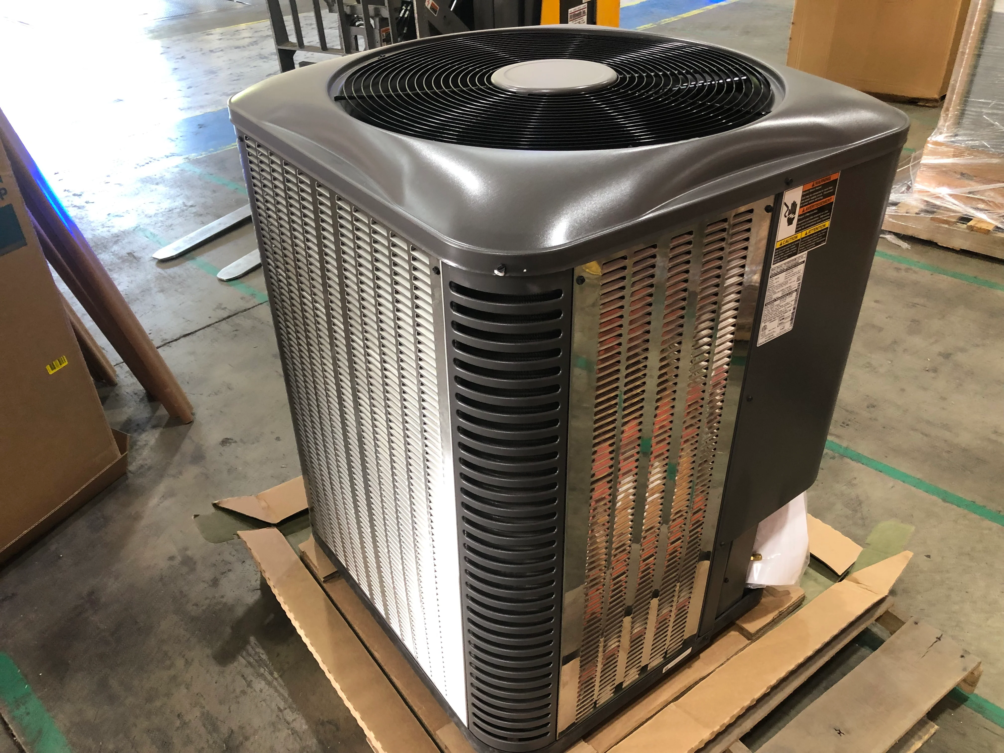 4 Ton Split-System High Efficiency IQ Drive Inverter Heat Pump; 208-230/60/1, R-410A, 18 SEER - Image 3