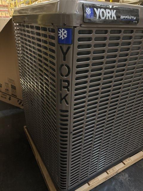 4 Ton Two-Stage Split-System Communicating Compatible Heat Pump 208-230/60/1 R410A 19 SEER - Image 2