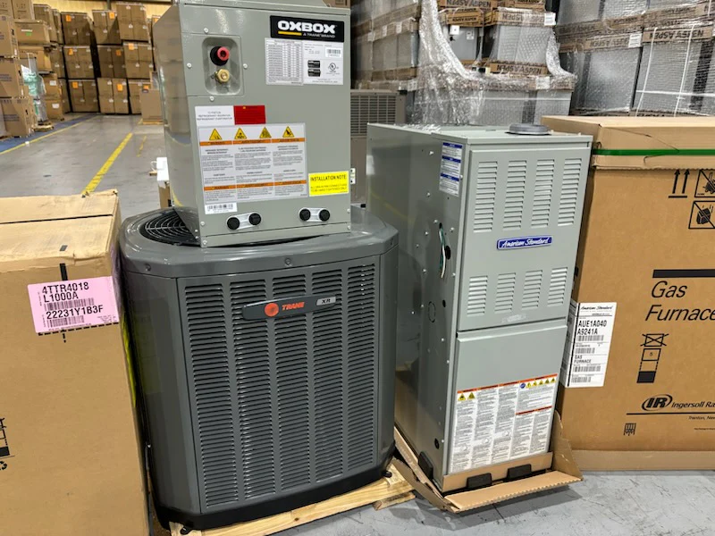 40,000 BTU Upflow/Horizontal 80% Furnace, 1.5 Ton 14 Seer Air Conditioner And 1.5 Ton Evap Coil - Image 2