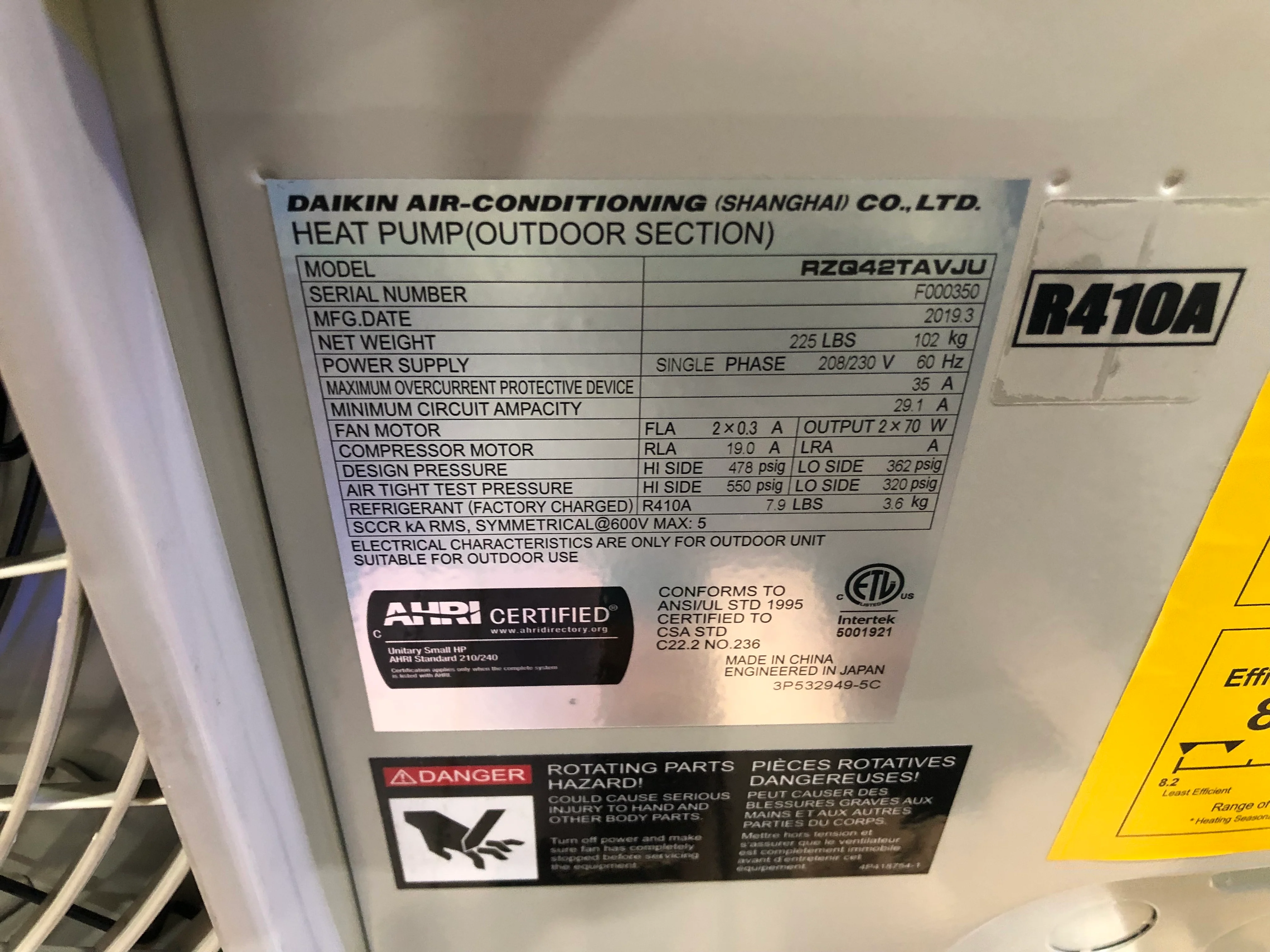 42,000 Btu Single Zone Outdoor Mini-Split Heat Pump Unit, 17 Seer 208-230/60/1 R-410A - Image 4