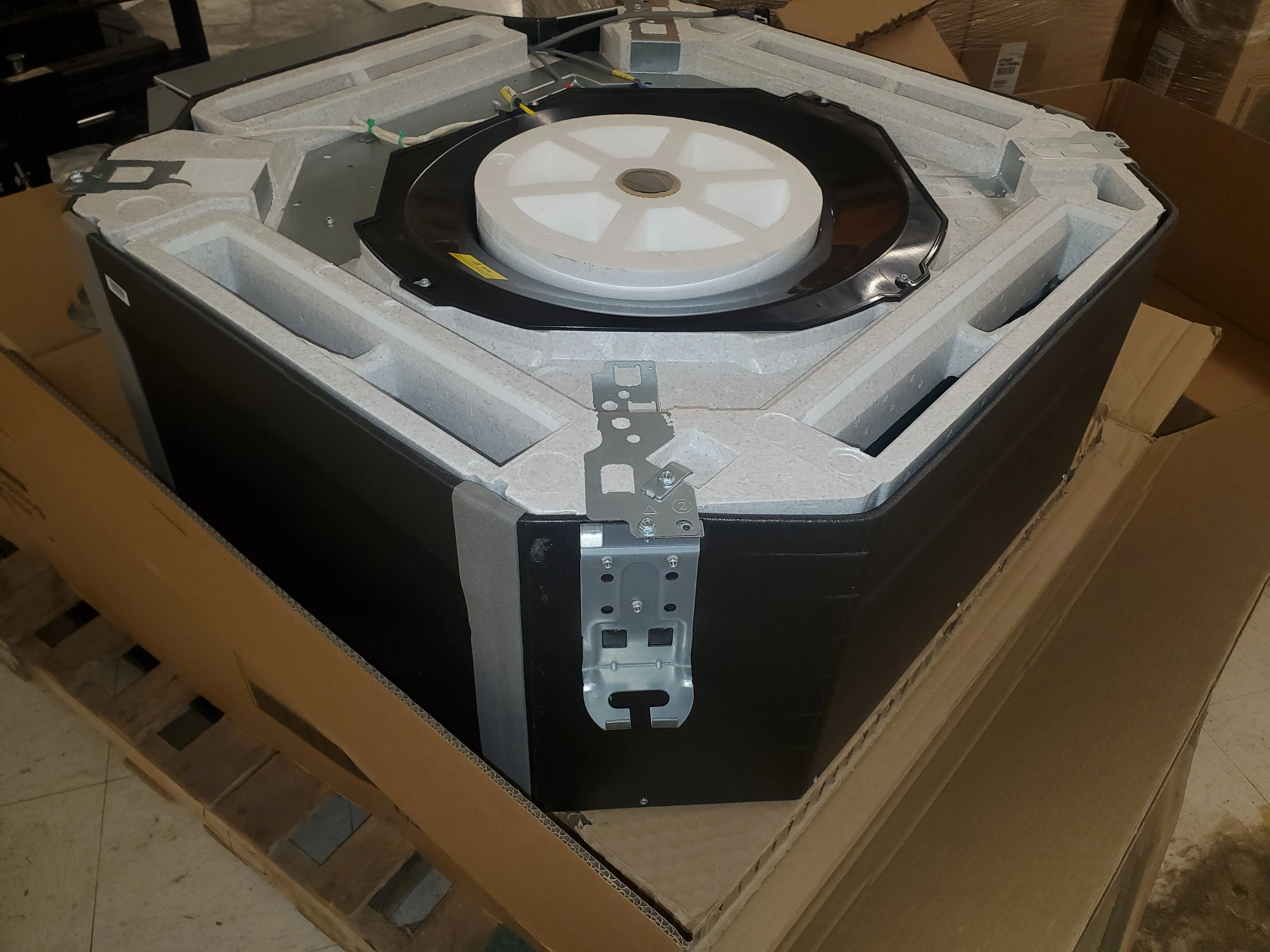 42,000 BTU 4-Way Ceiling Cassette Indoor Mini-Split Heat Pump , 20 Seer 208-230/60/1 R-410A - Image 3
