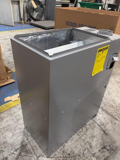 44,000 BTU Single-Stage Upflow/Horizontal ECM Variable Speed Gas Furnace 80% AFUE 120/60/1 CFM: 1200 - Image 2