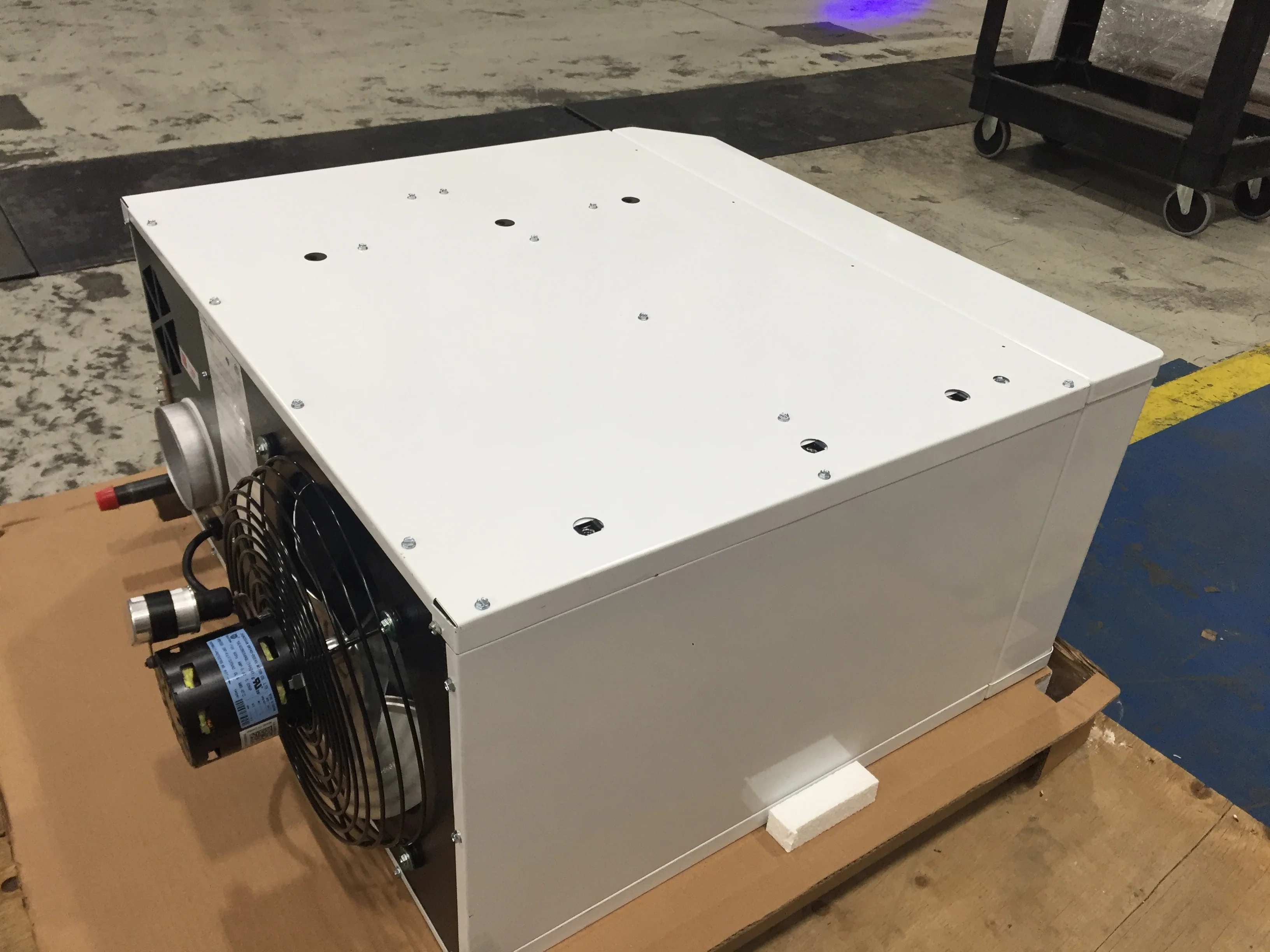 45,000 BTU POWER VENT NATURAL GAS UNIT HEATER; 83% 115/60/1 - Image 4