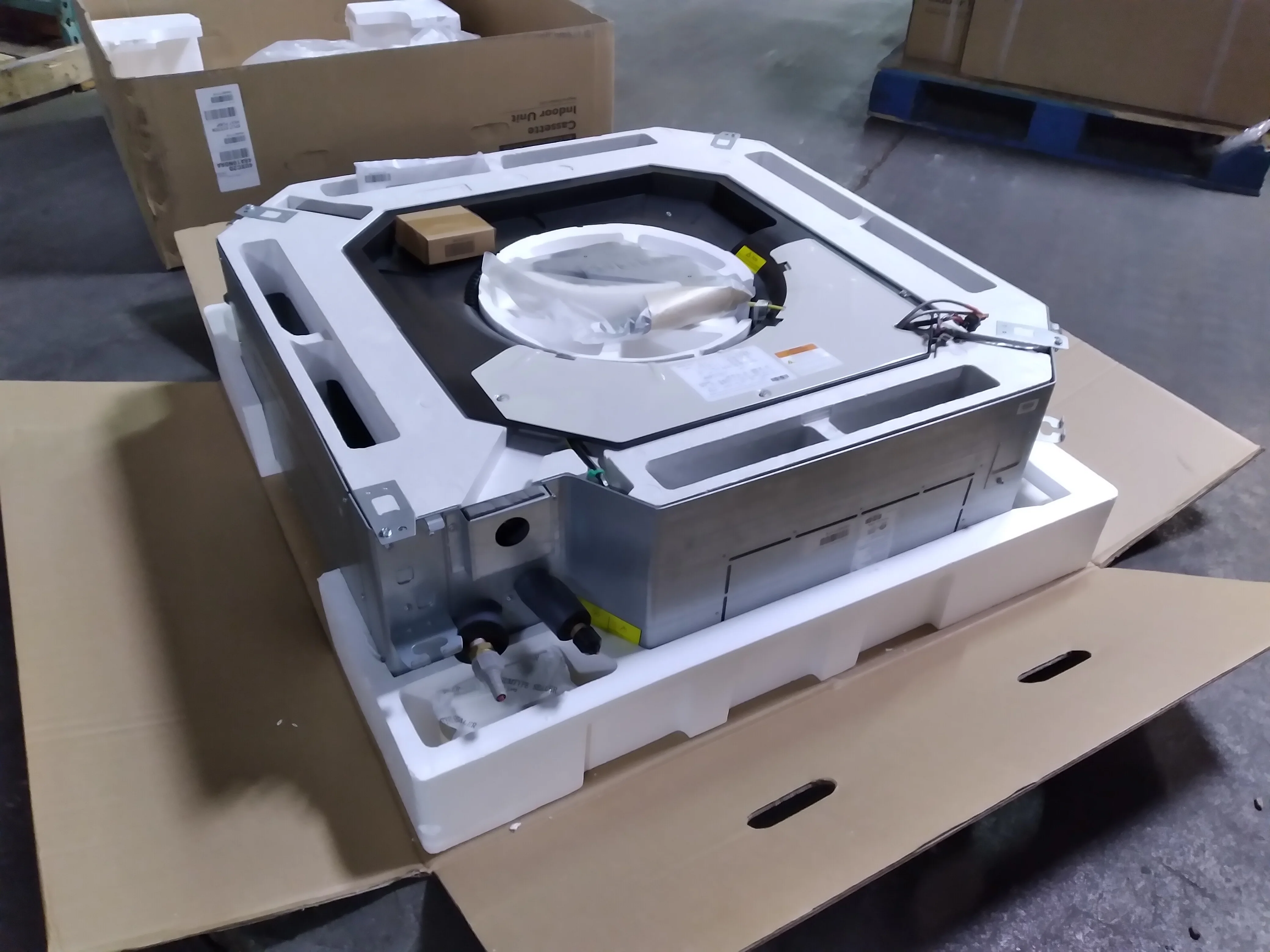 48,000 BTU 4-Way Ceiling Cassette Indoor Mini-Split Heat Pump, 20 SEER, 208/230-60-1, R410A - Image 2