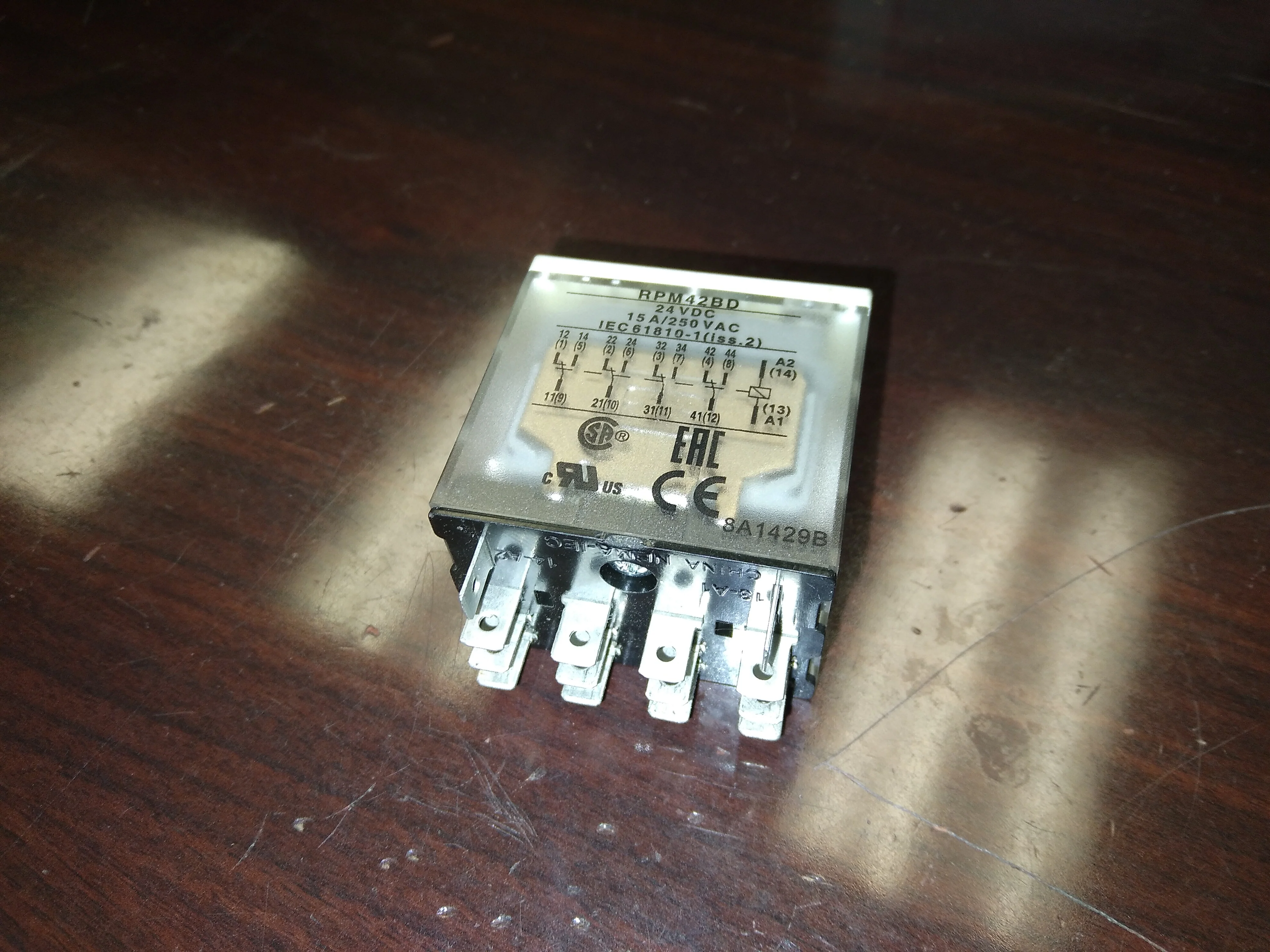 4PDT Relay 24 VDC 15 A - Image 2