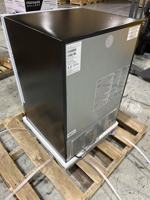 5.3 Cu.Ft. Stainless Steel Wine Cooler, 110 Volt - Image 4