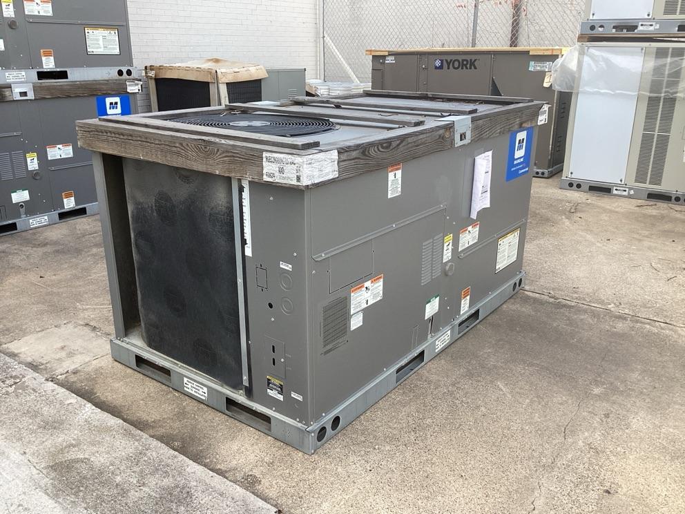 5 Ton Single-Stage Convertible Natural Gas/Electric Packaged Unit, 14 SEER, 208-230/60/3, R410A - Image 2